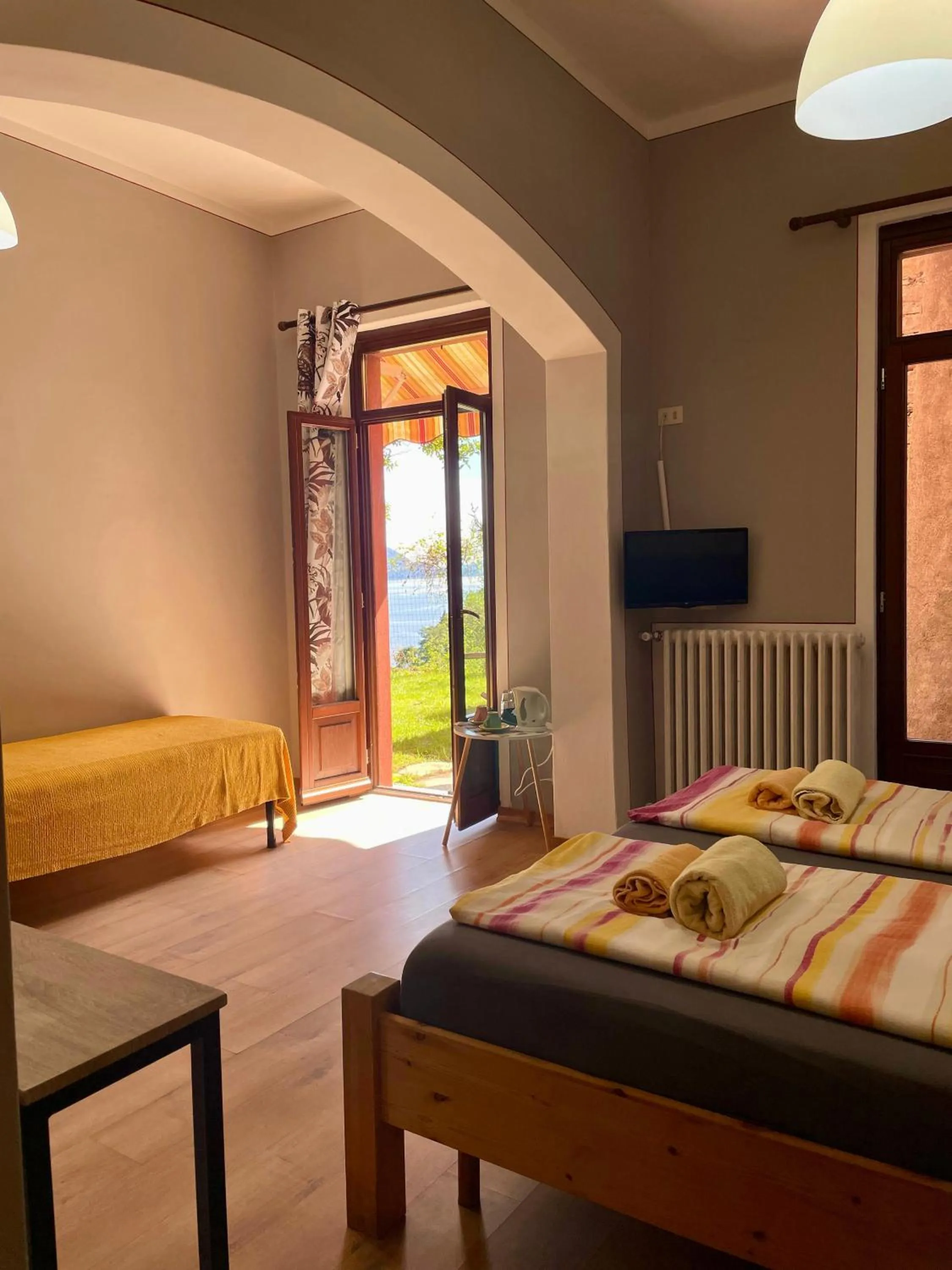 View (from property/room), Bed in Villa Angelina
