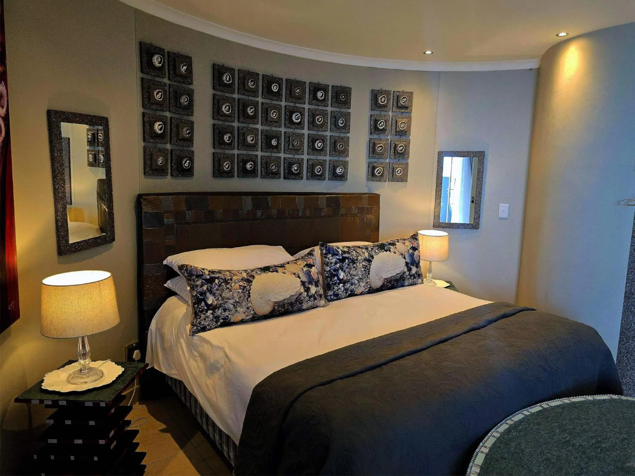 Bed in Crystal Lagoon Lodge