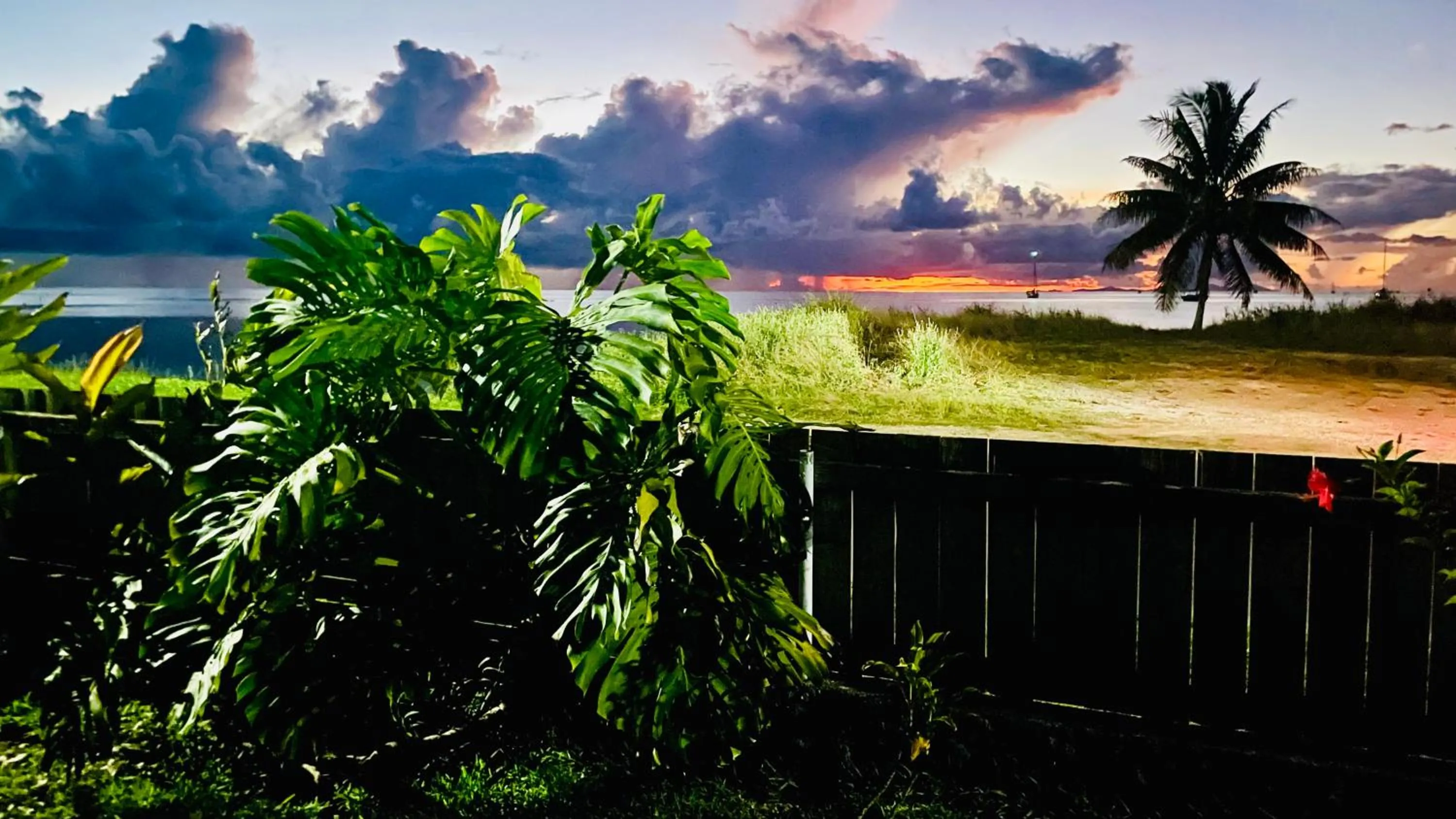 Sea view in RAIATEA - Orion Hoe Bungalow