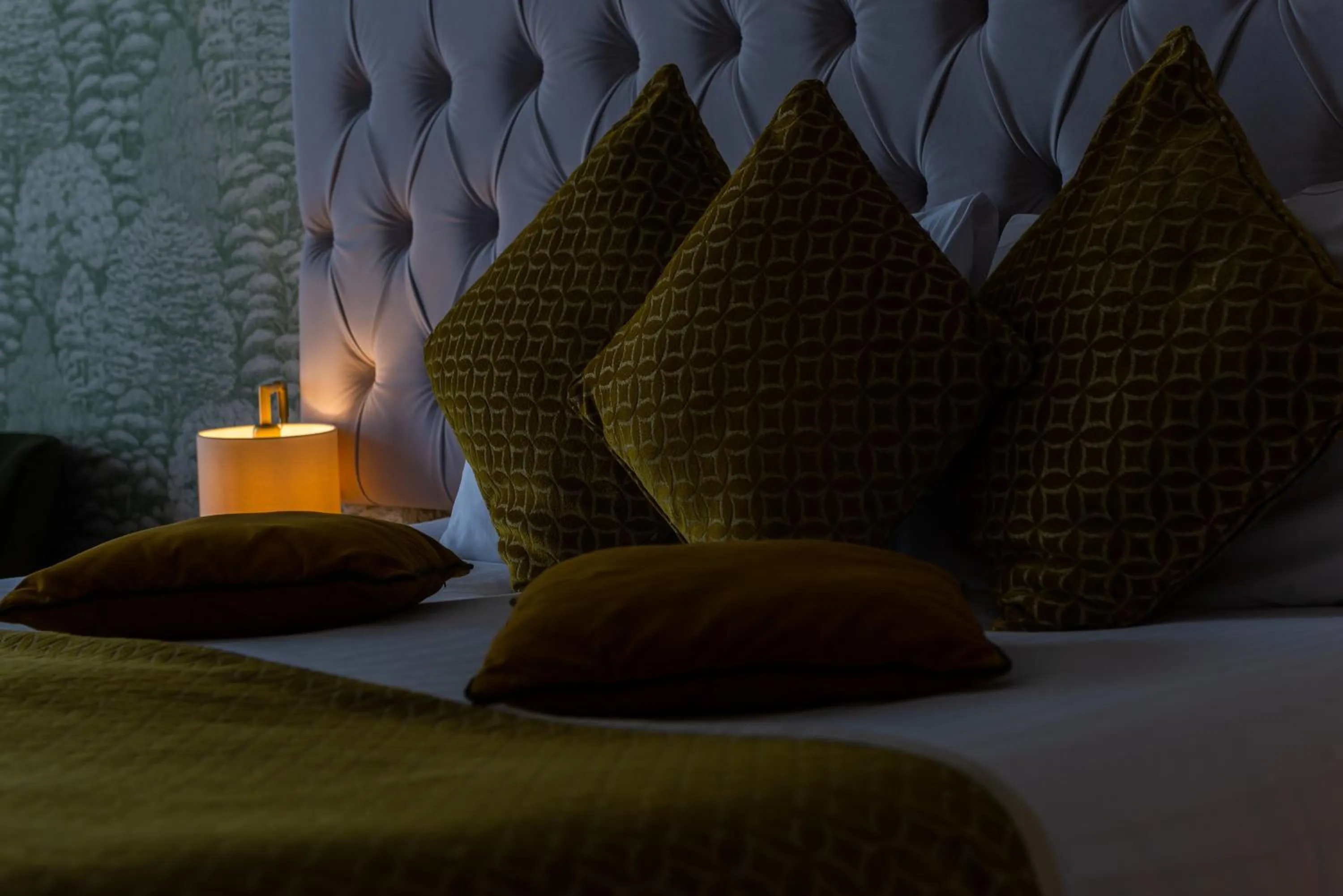 Bed in Hatherley Manor Hotel & Spa