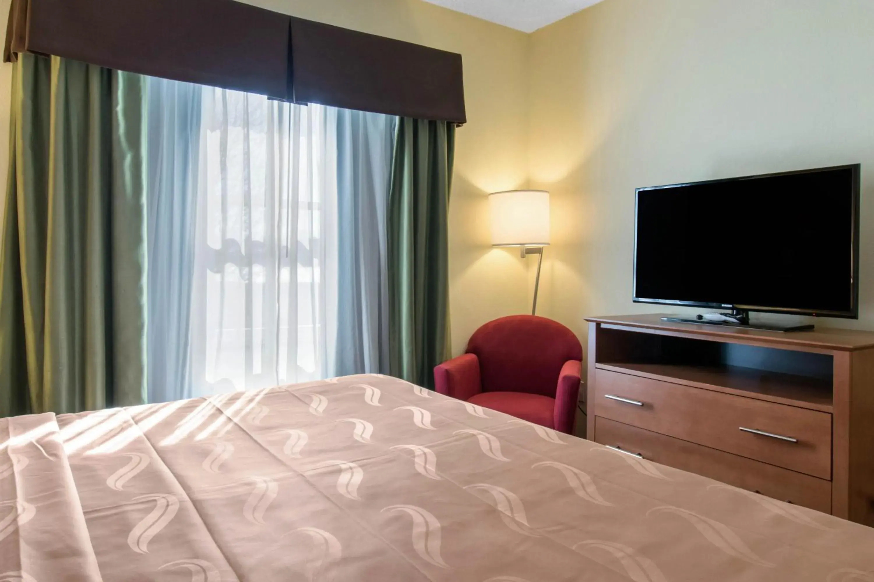 Bed in Clarion Hotel & Suites University-Shippensburg Bed in Clarion Hotel & Suites University-Shippensburg