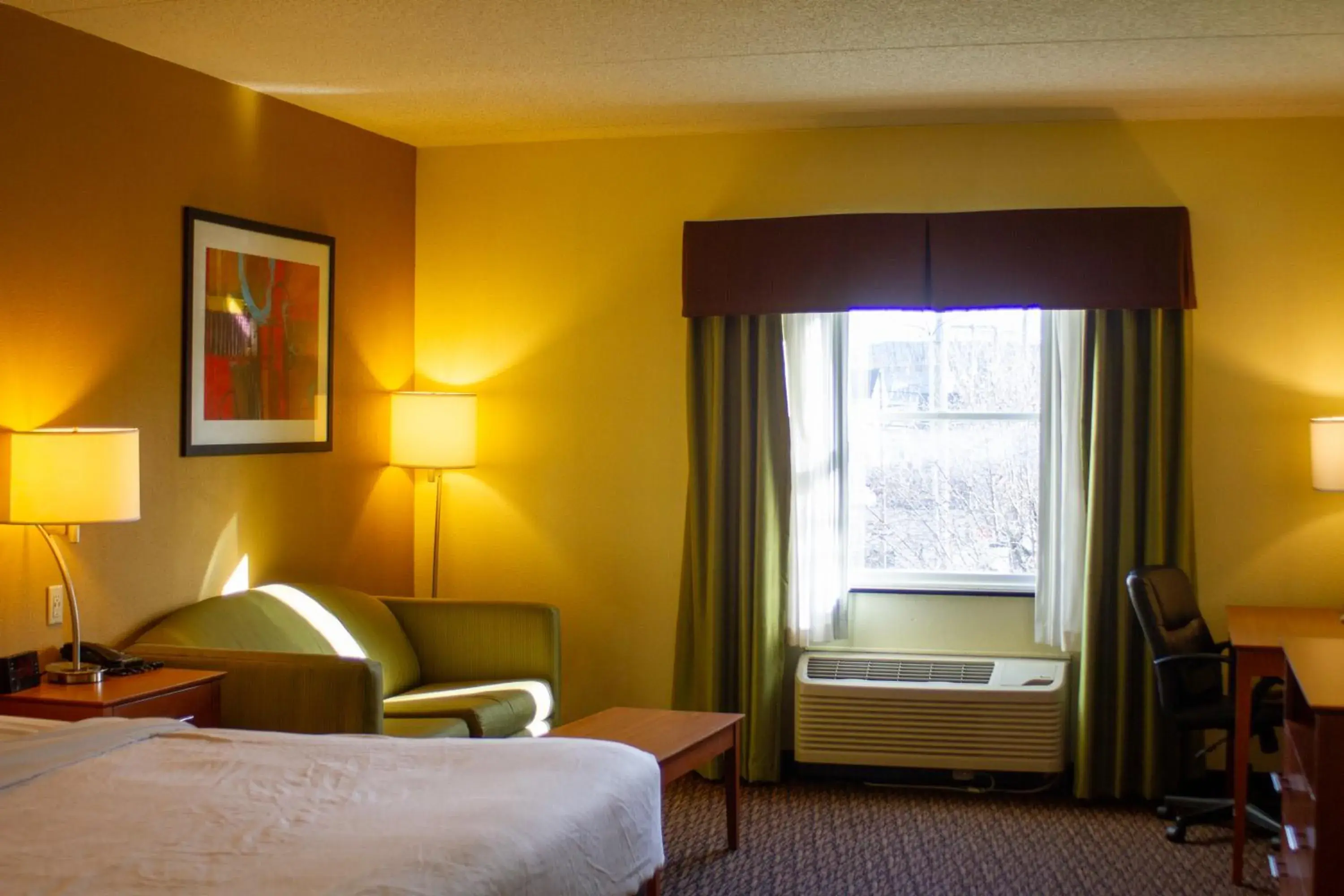 Bed in University Hotel & Suites Shippensburg, Trademark by Wyndham Bed in University Hotel & Suites Shippensburg, Trademark by Wyndham