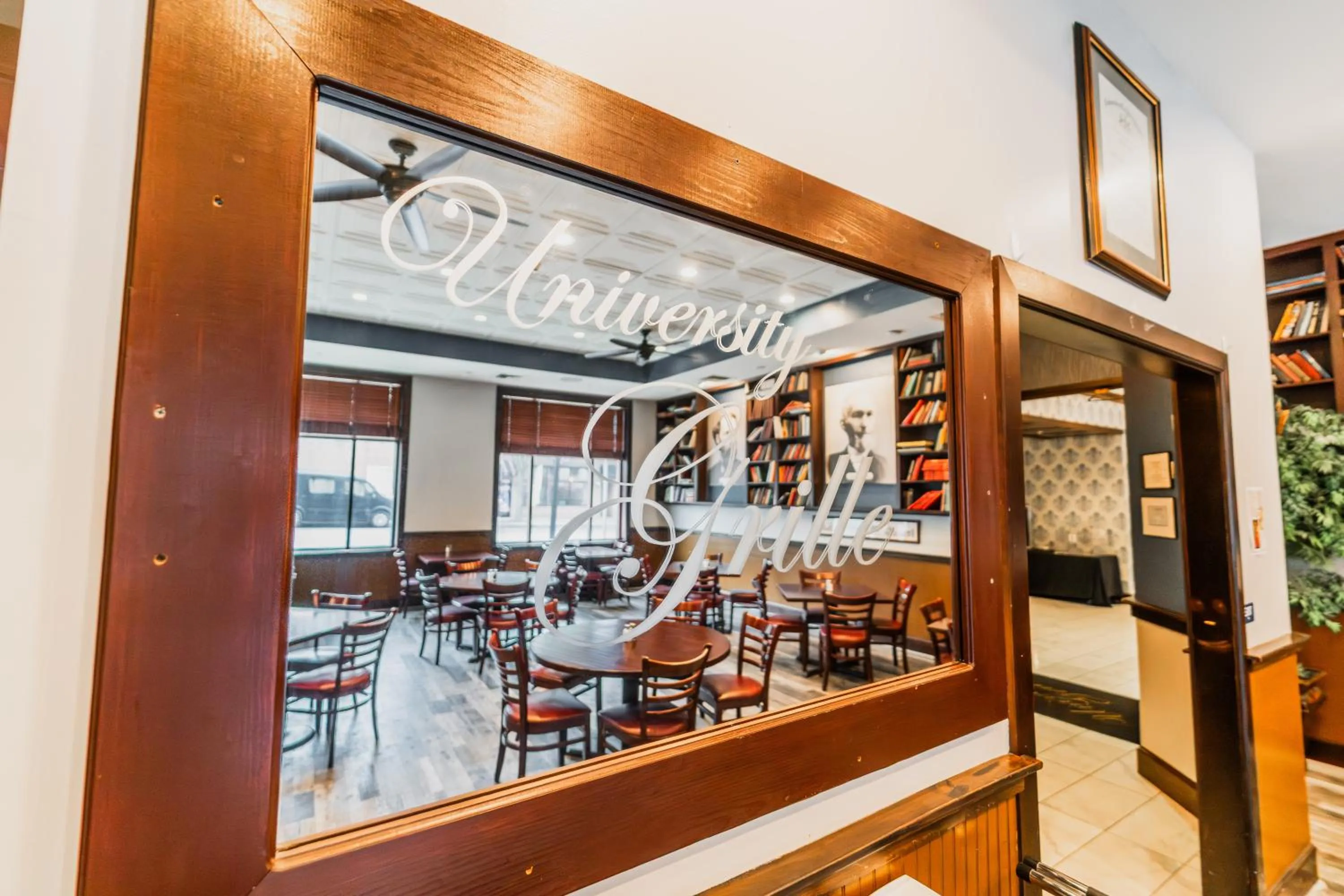 University Hotel & Suites Shippensburg, Trademark by Wyndham