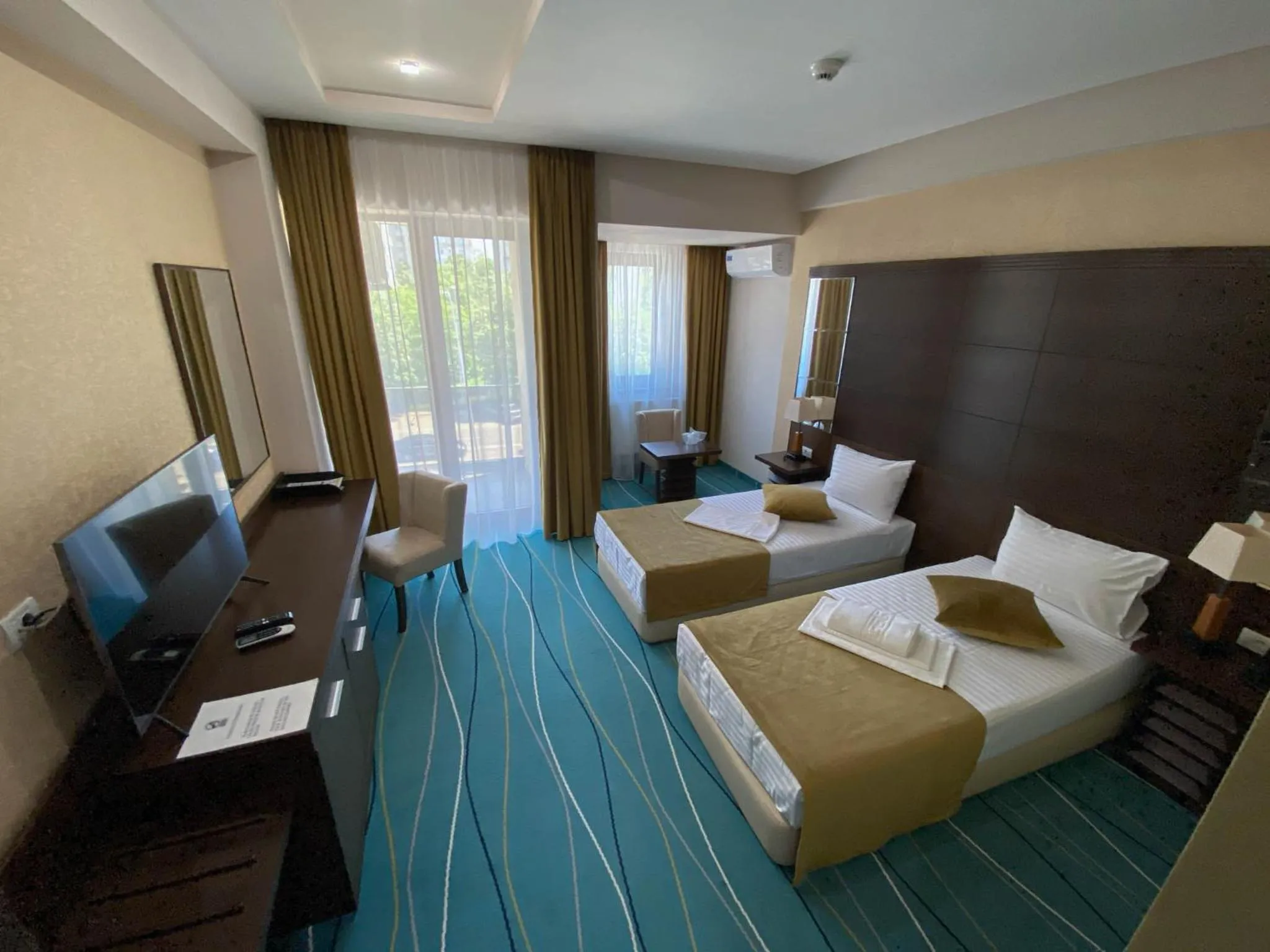 Photo of the whole room, Bed in Hotel Nevada