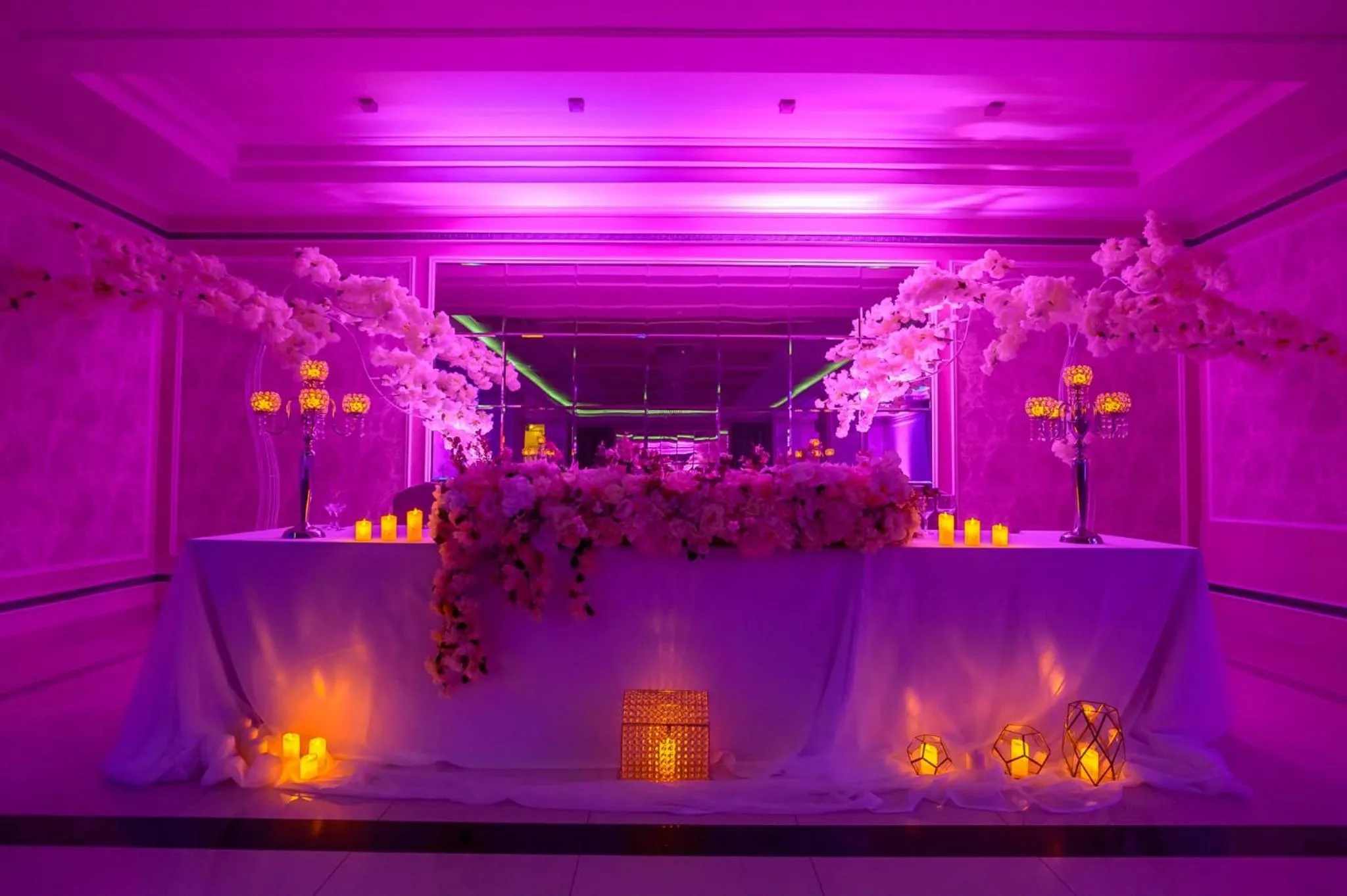 Restaurant/places to eat in Hotel Nevada