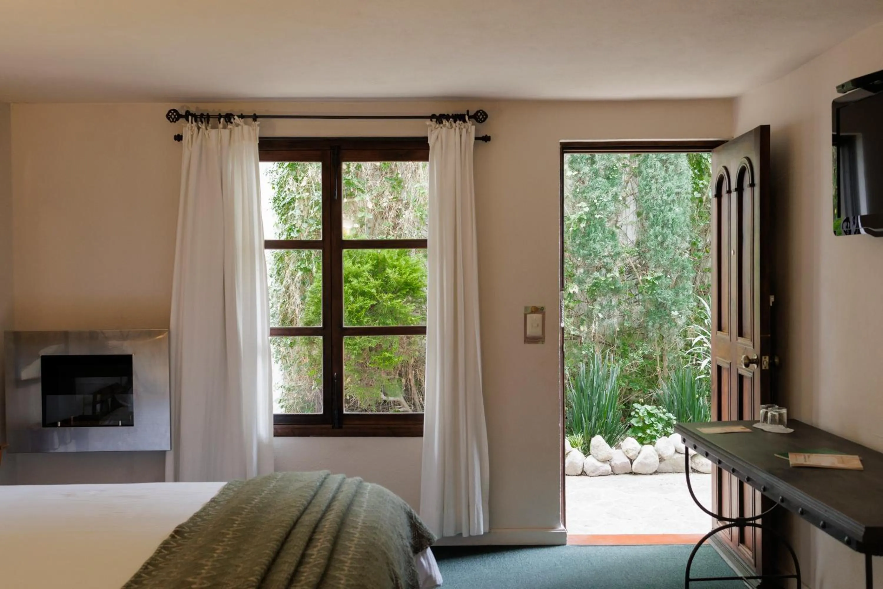 Garden view, Bed in Posada Real de Chiapas