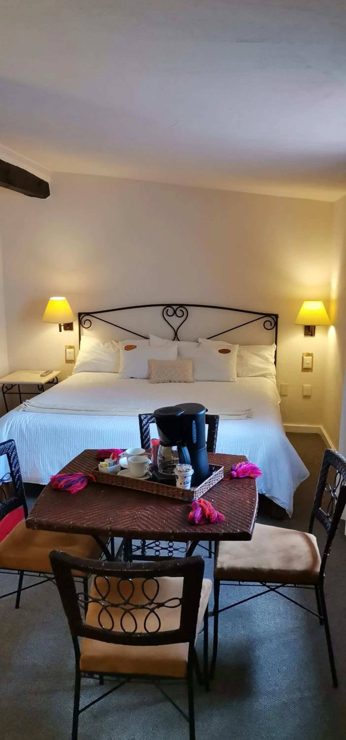 Photo of the whole room, Bed in Posada Real de Chiapas