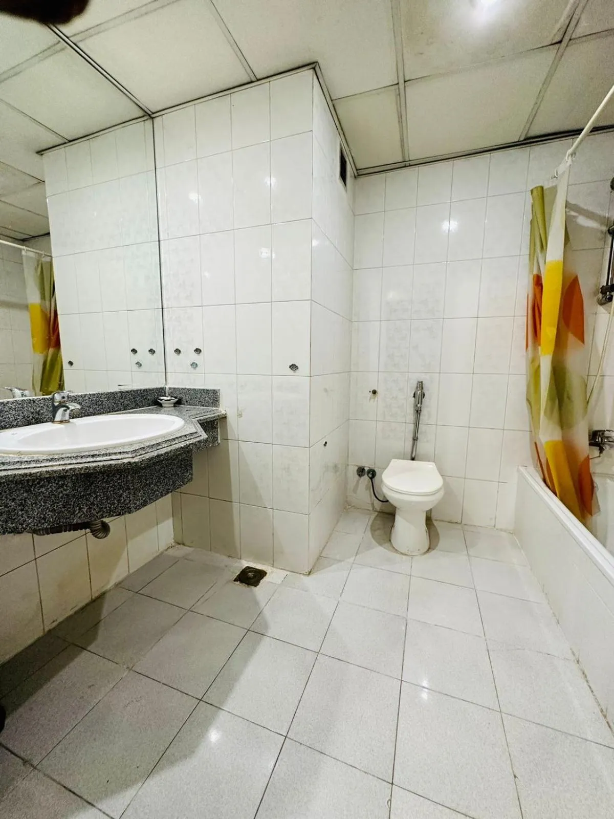 Shower in Queens Valley Hotel