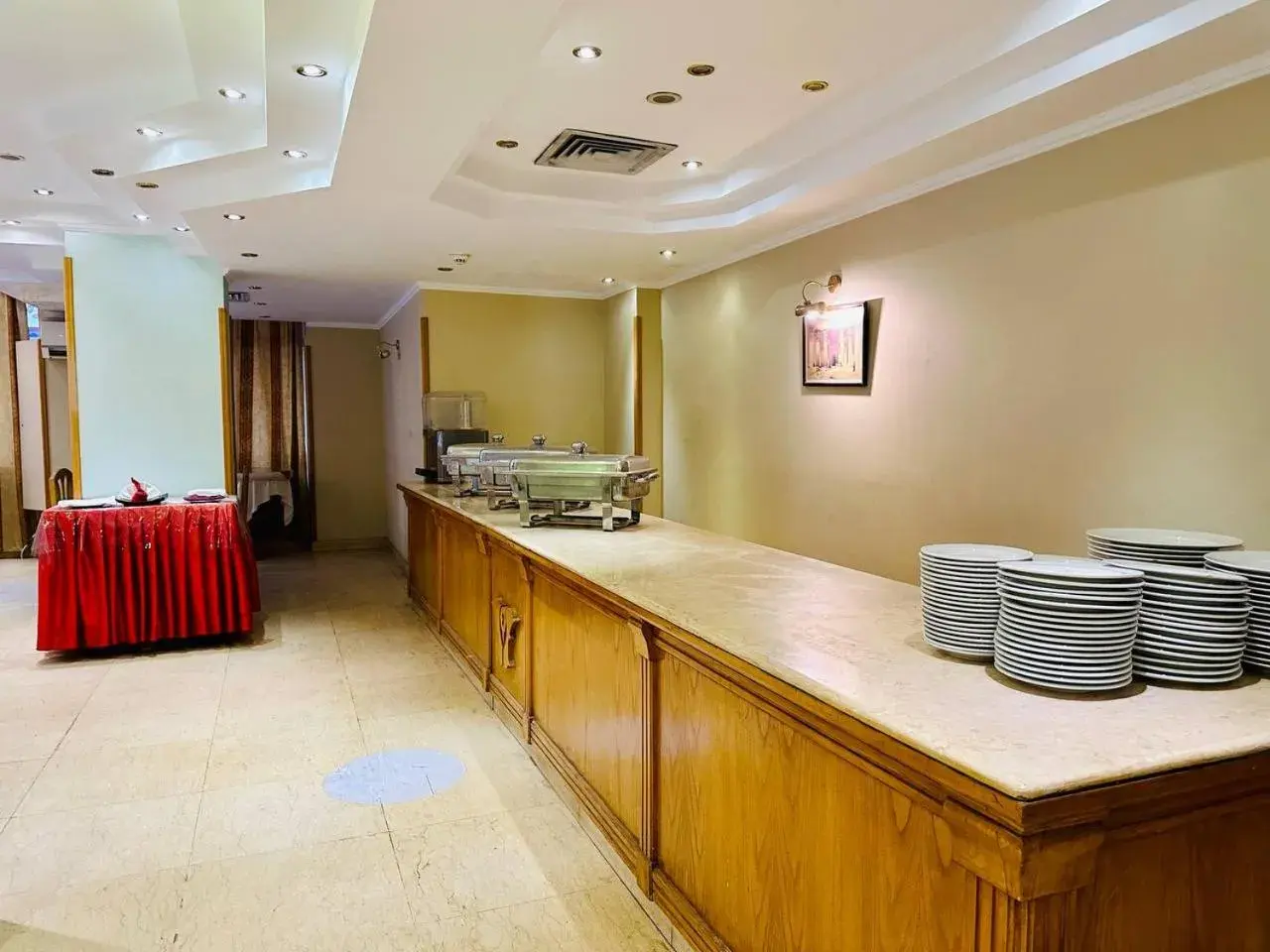 Buffet breakfast in Queens Valley Hotel Buffet breakfast in Queens Valley Hotel