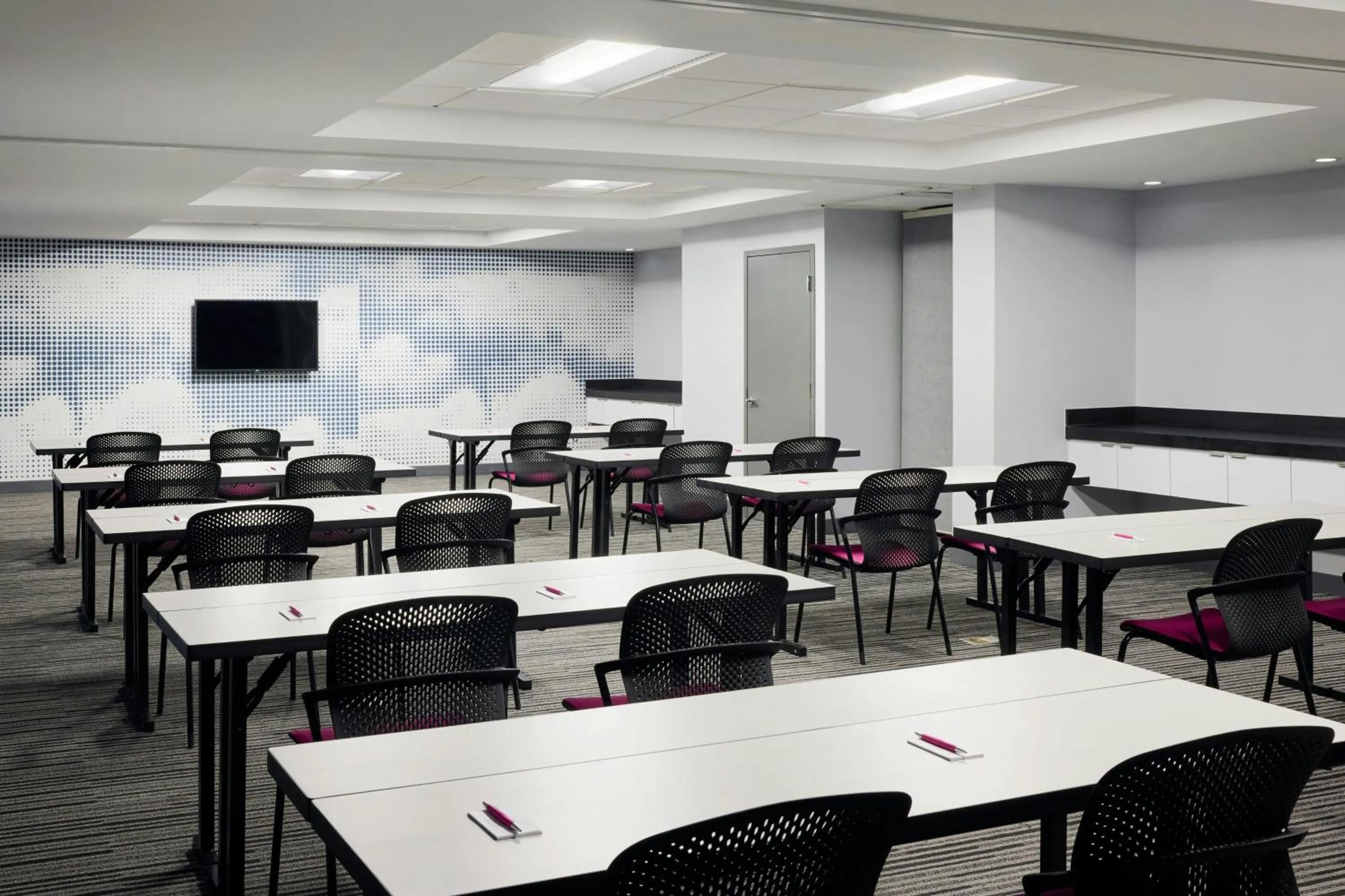 Meeting/conference room in Aloft Atlanta Downtown