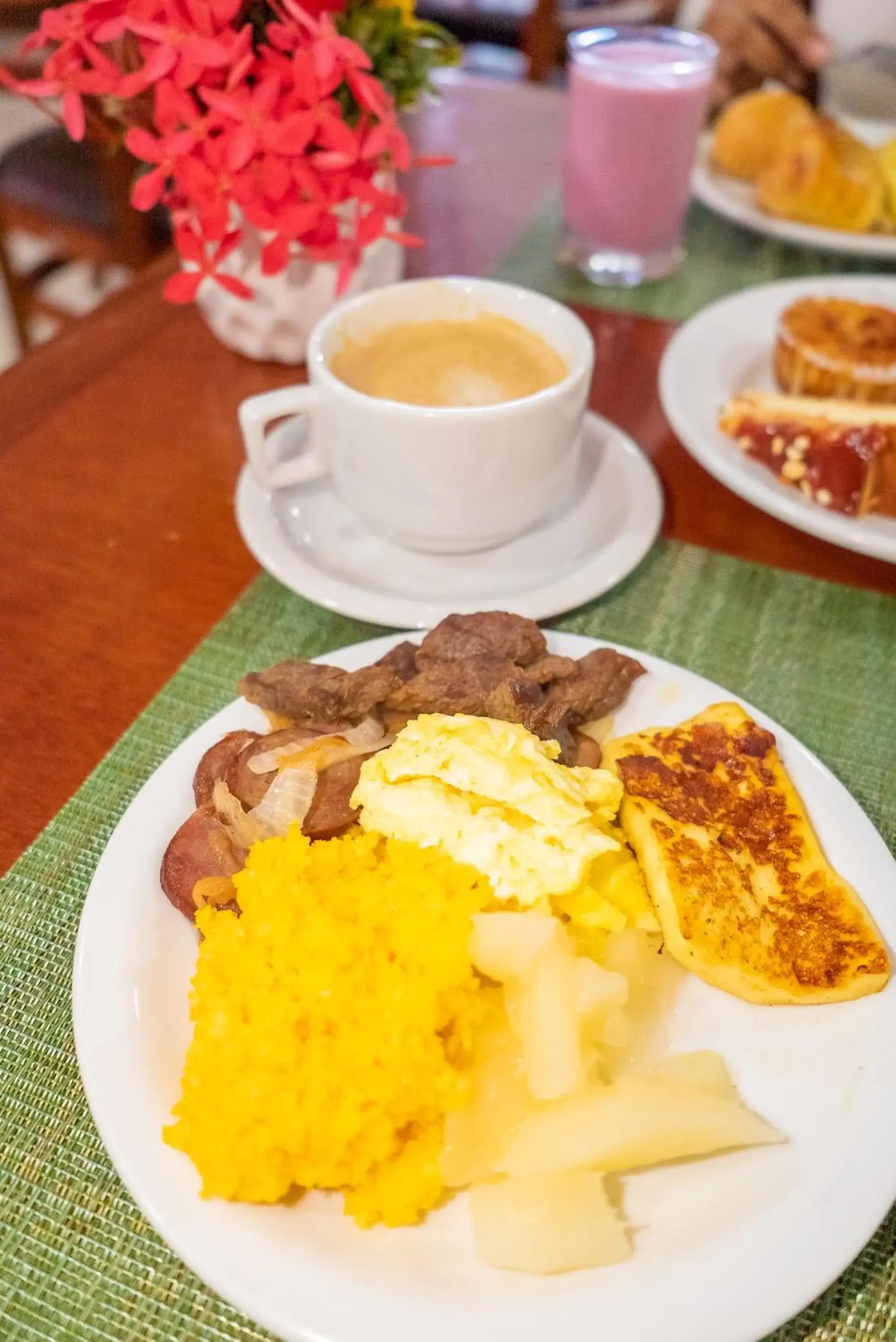 Restaurant/places to eat in Baía Branca Beach Resort Restaurant/places to eat in Baía Branca Beach Resort