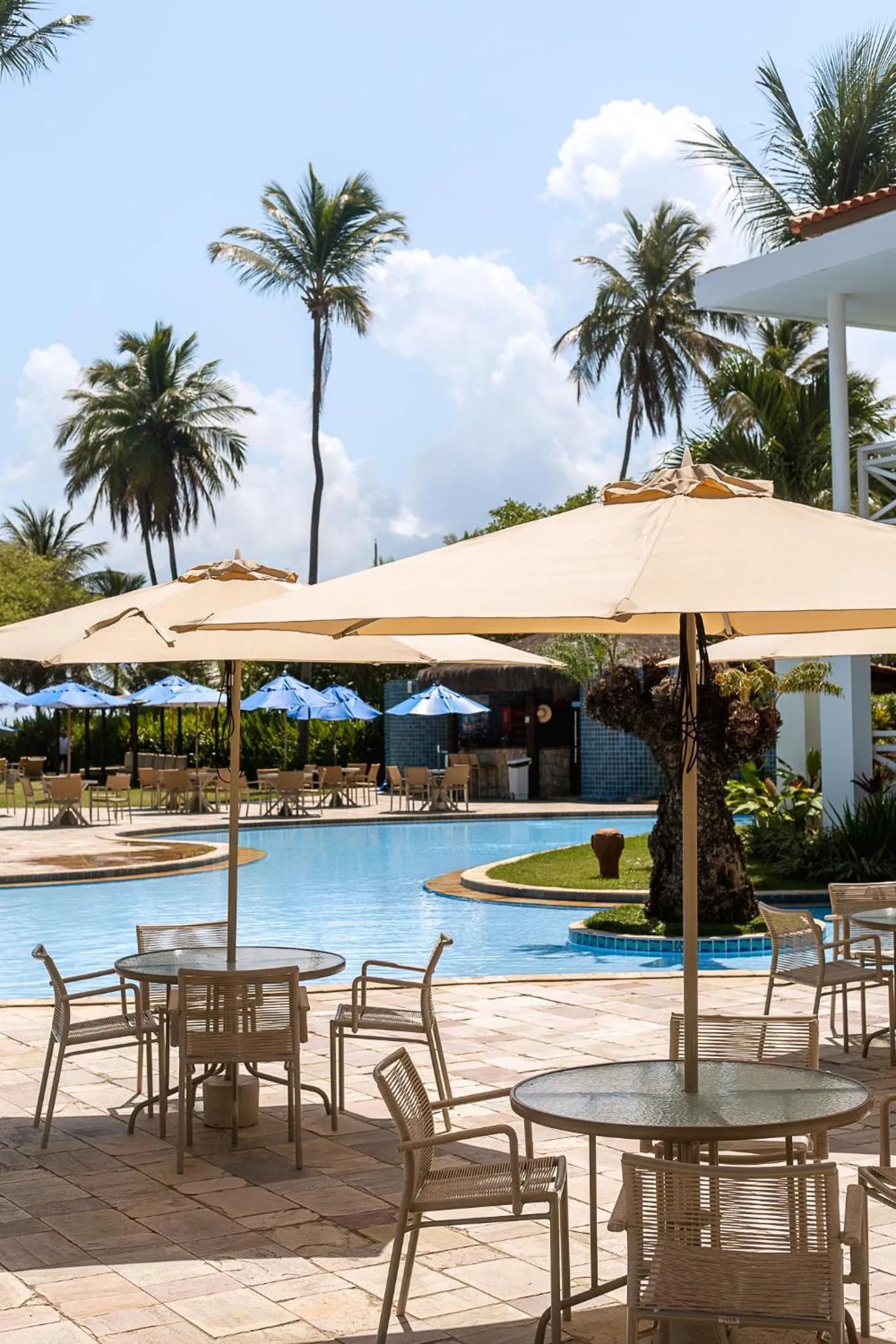 Swimming pool in Baía Branca Beach Resort