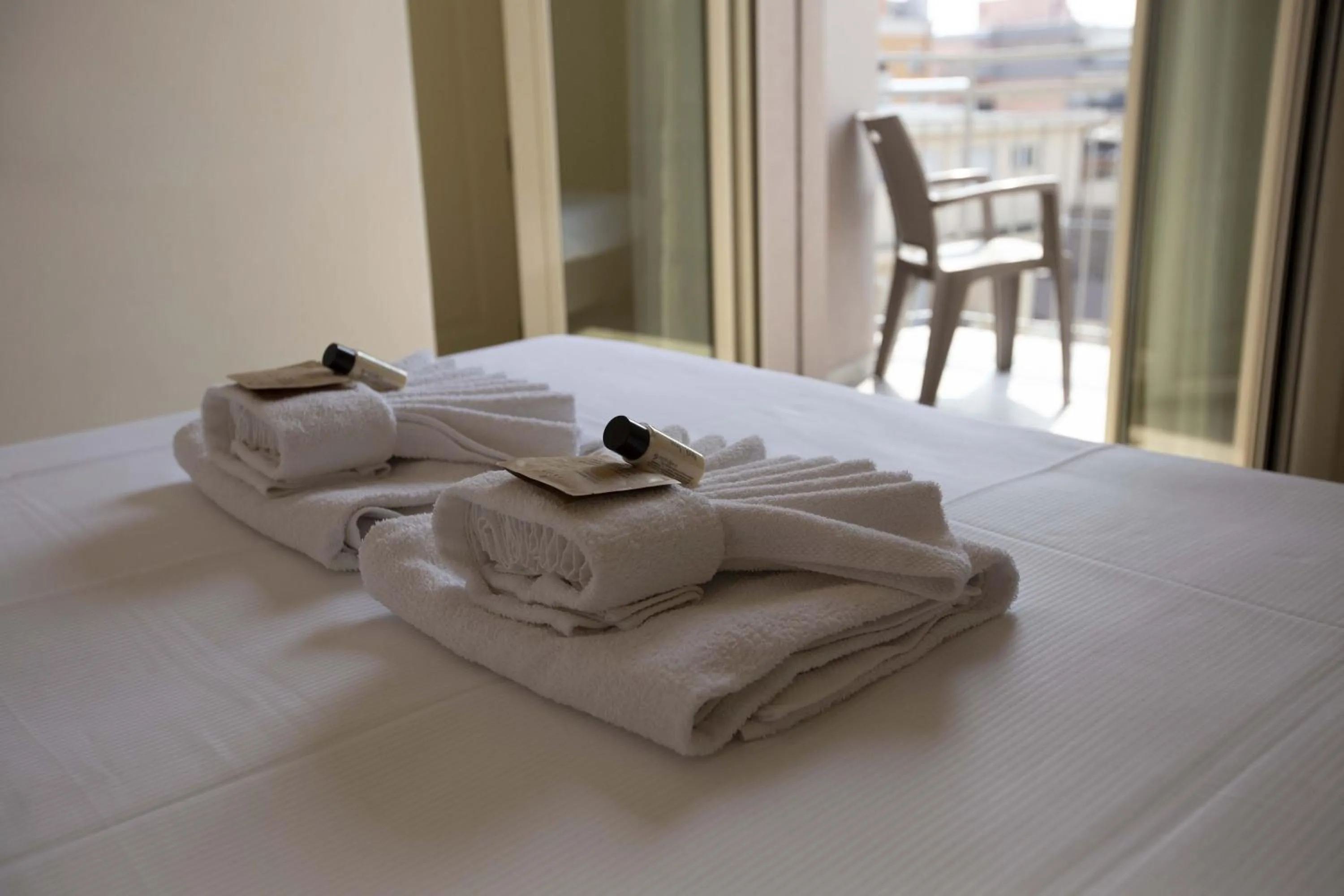 Bed in Hotel Confort