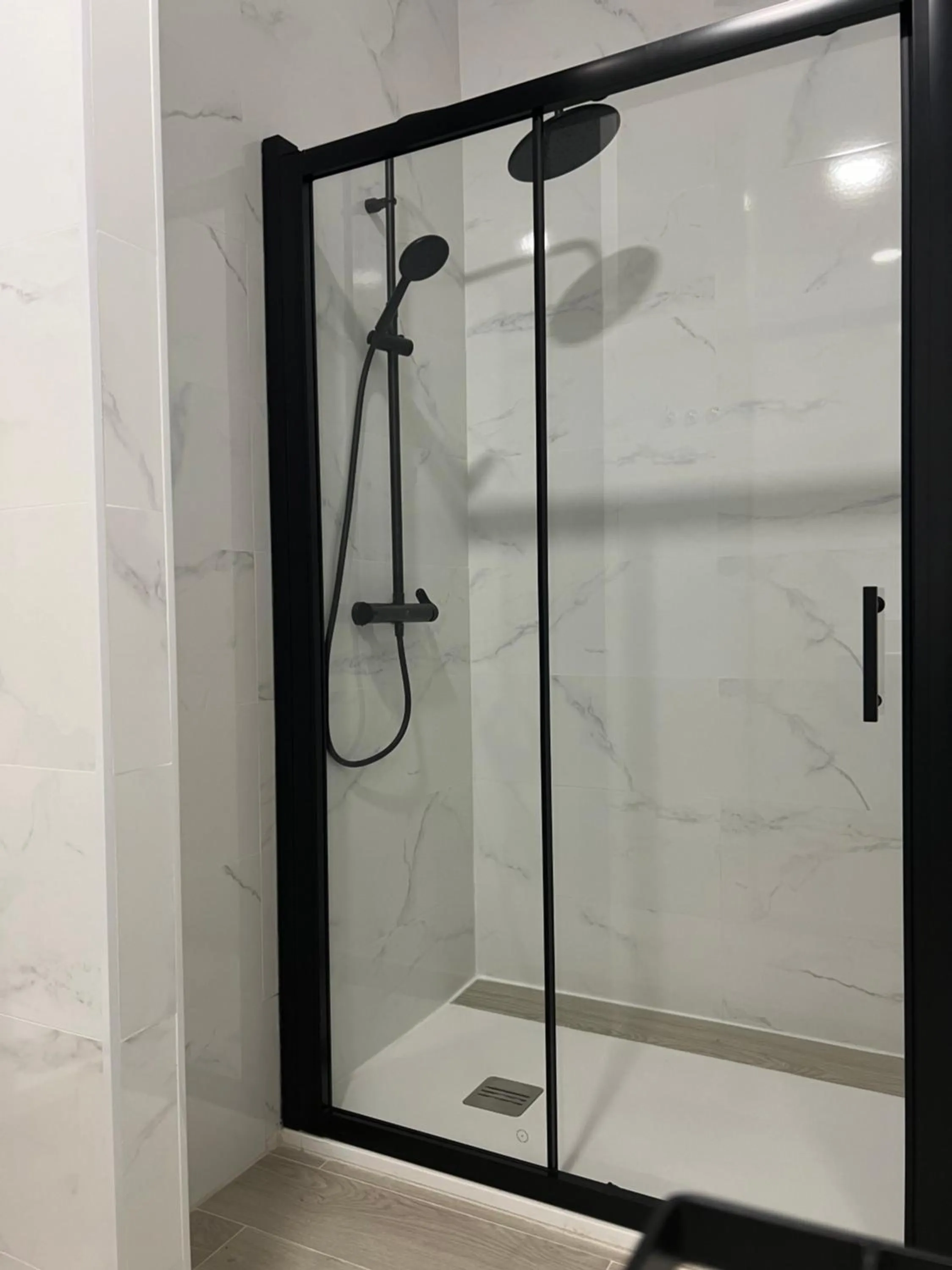 Bathroom in APARTAMENTO PLAYA Valencia