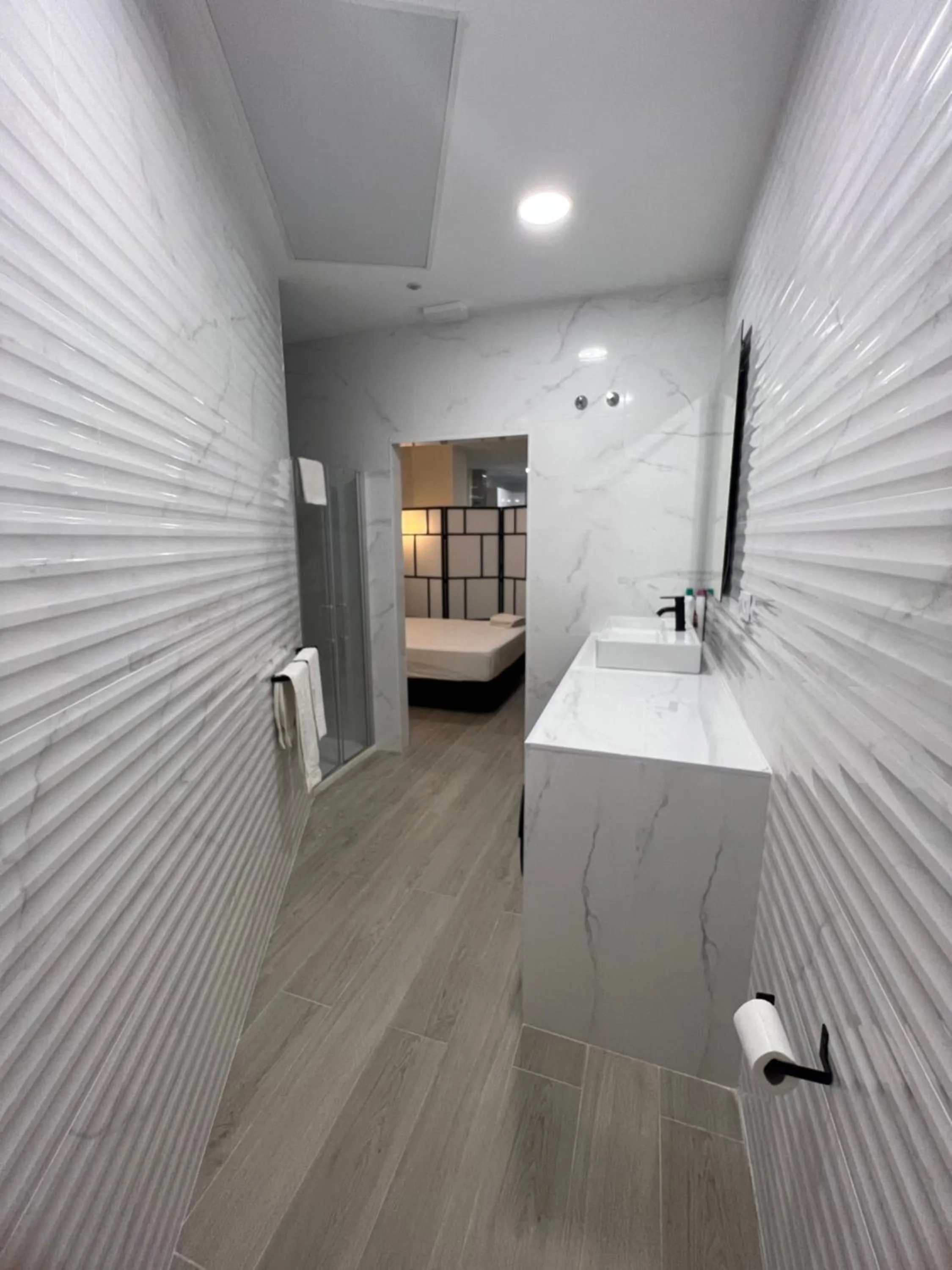 Bathroom, Bed in APARTAMENTO PLAYA Valencia