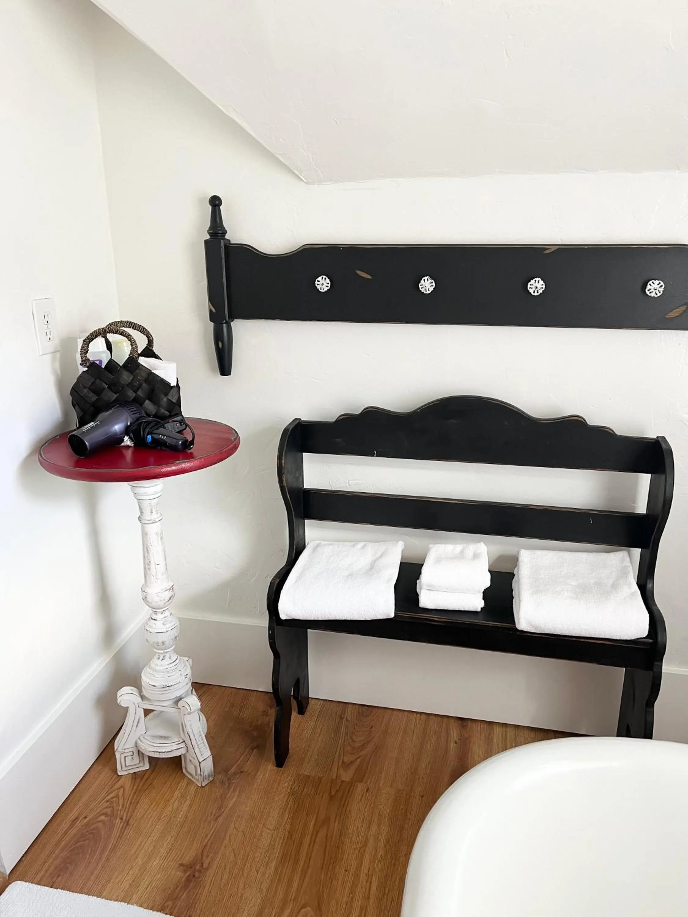 Bathroom, Bed in The Panguitch House