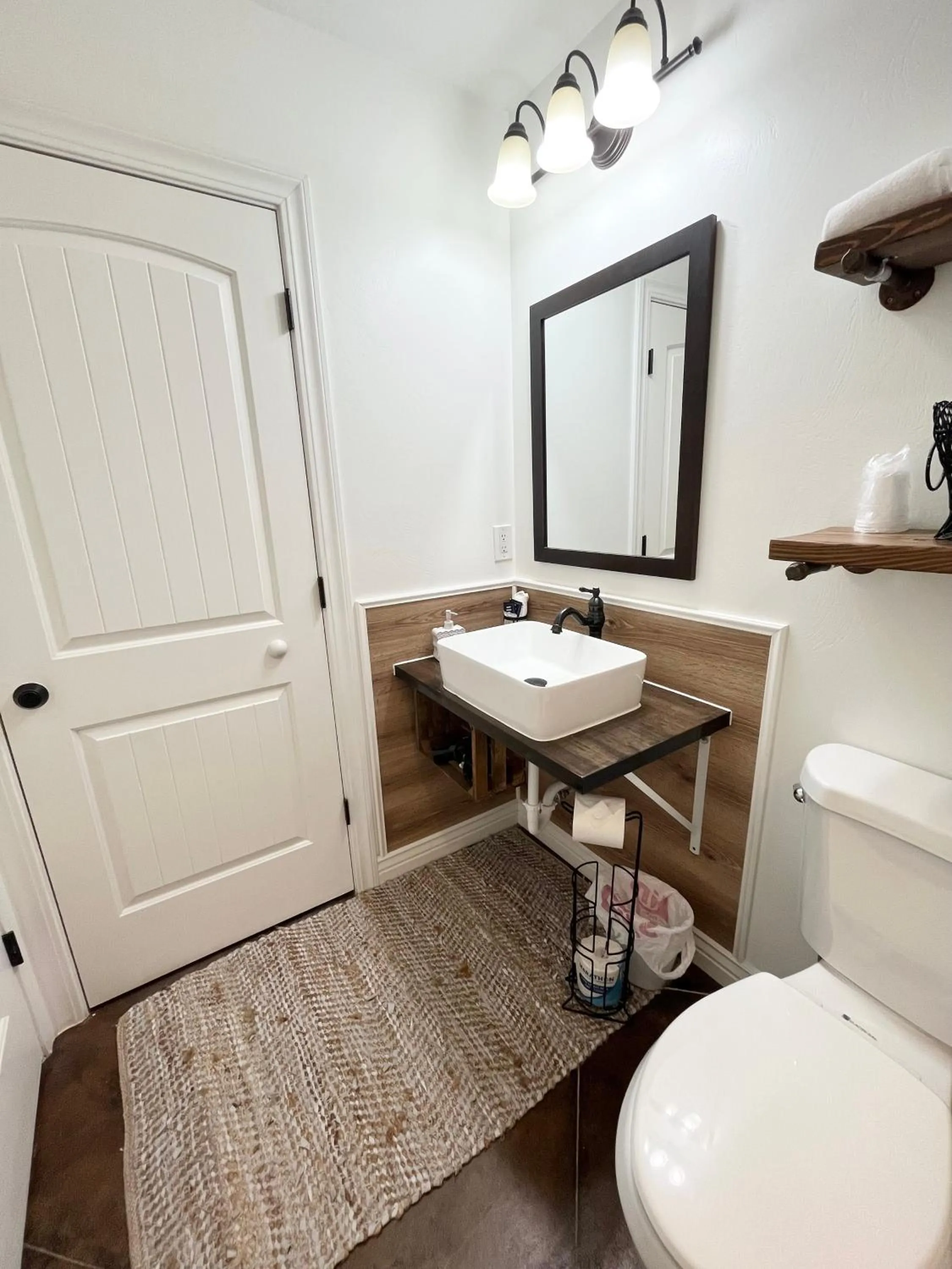 Bathroom in The Panguitch House