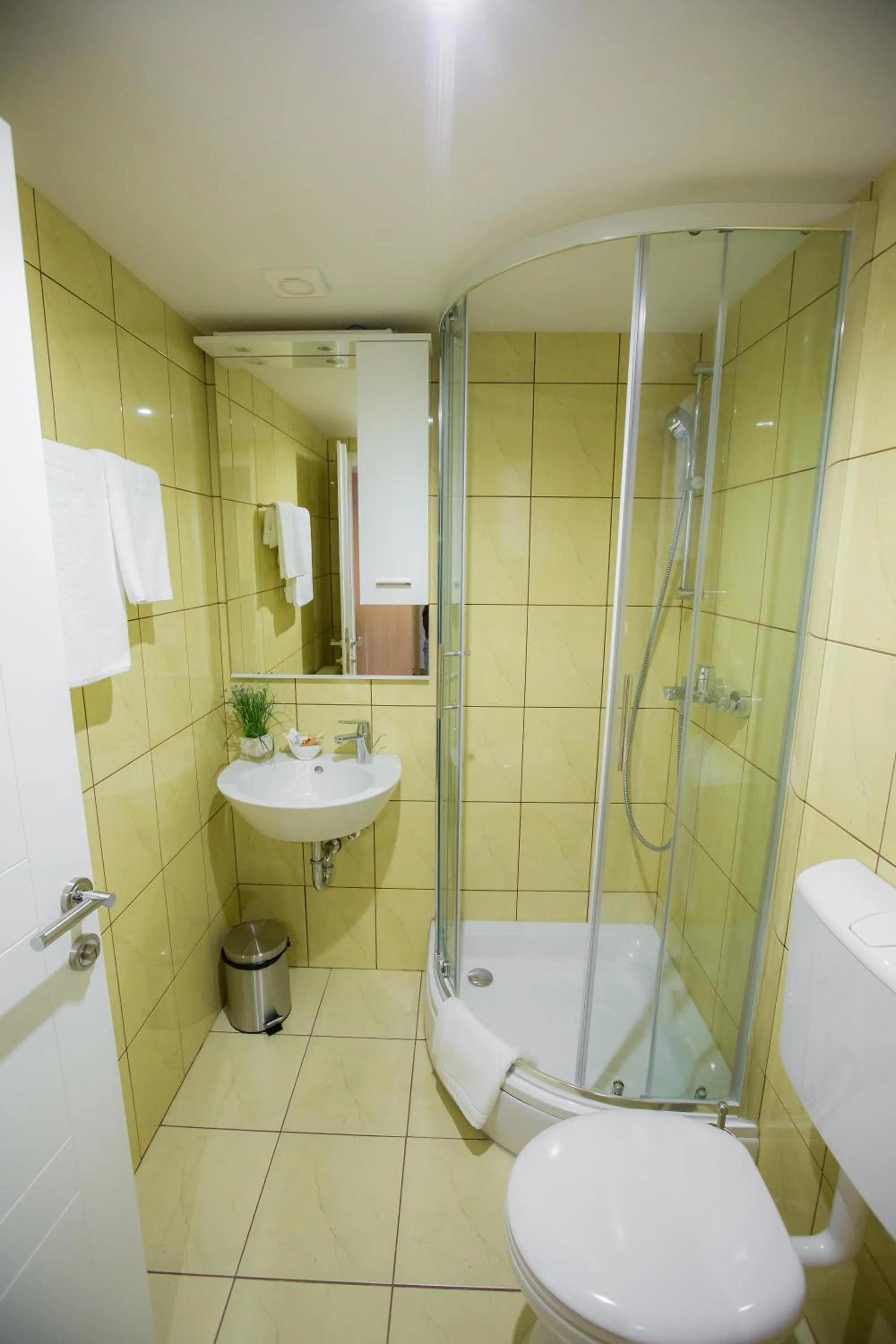 Twin Room with Mountain View - single occupancy in Apartments and Rooms Millennium