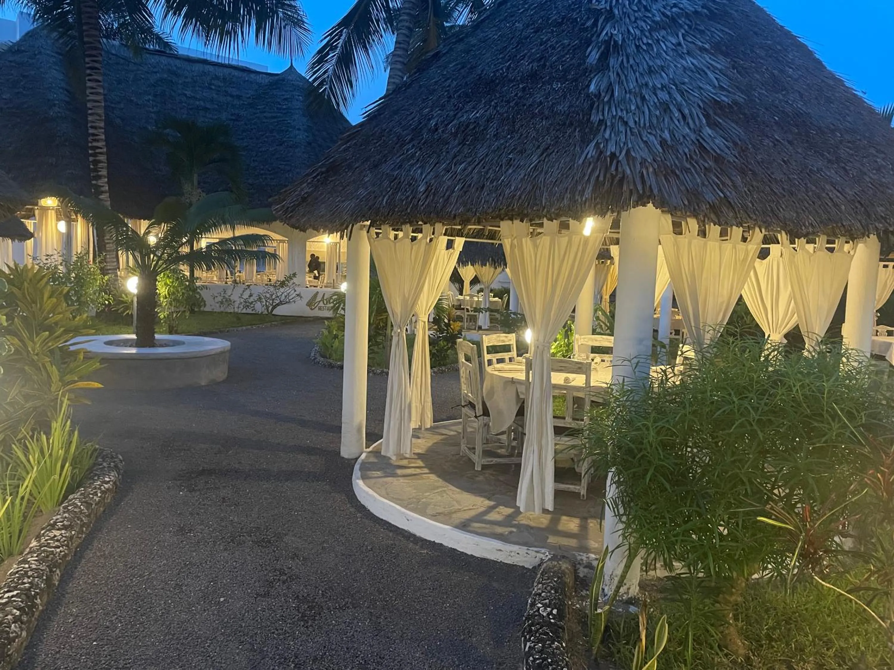 Restaurant/places to eat in Ascot Watamu Resort