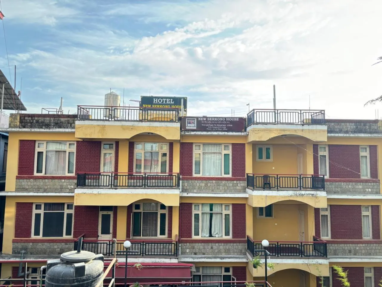 Property building in New Serkong House