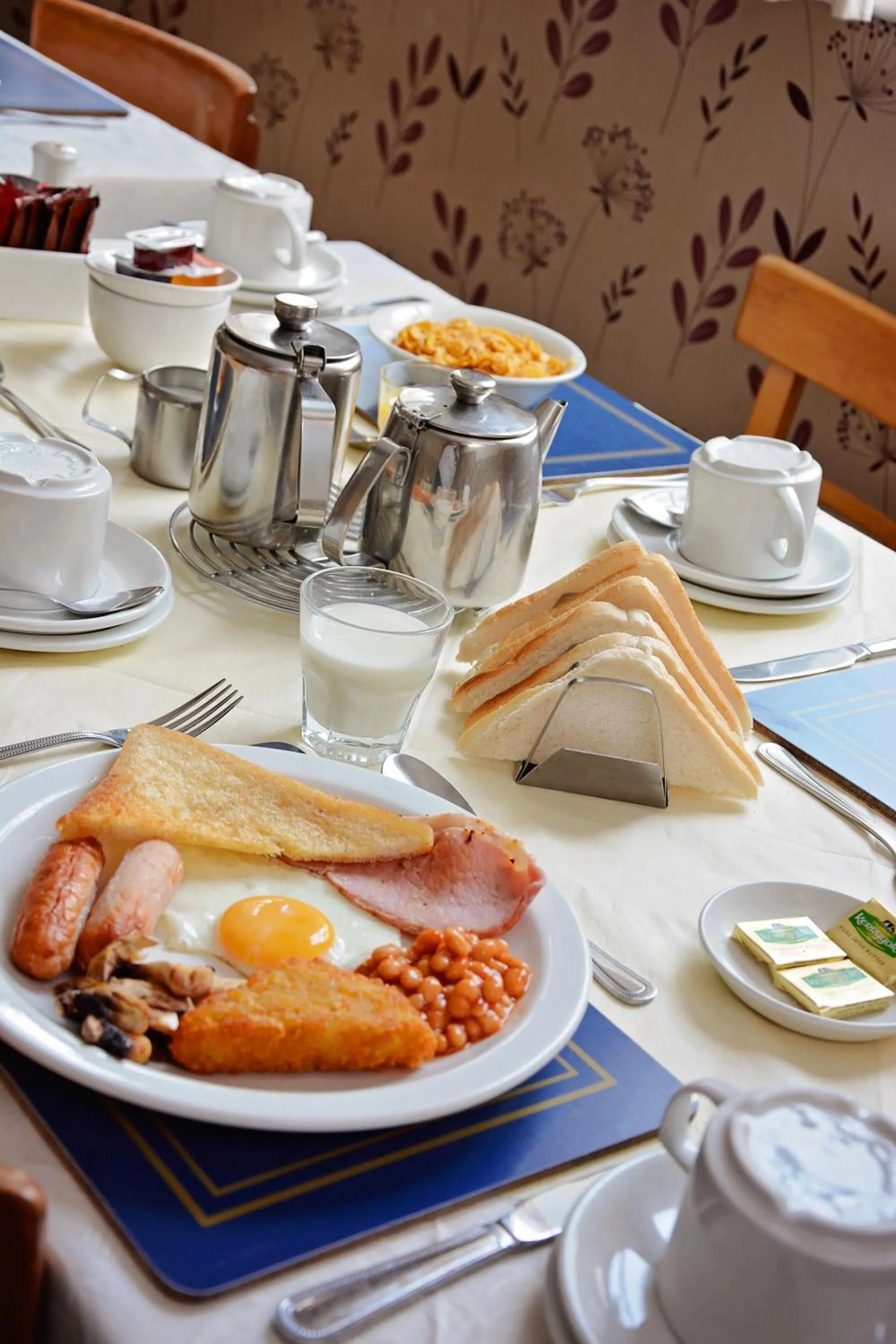 Breakfast in Tobermory Hotel