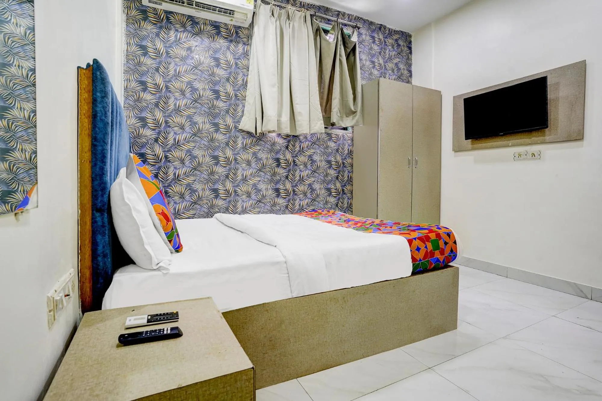 Bed in Via Sumit Palace