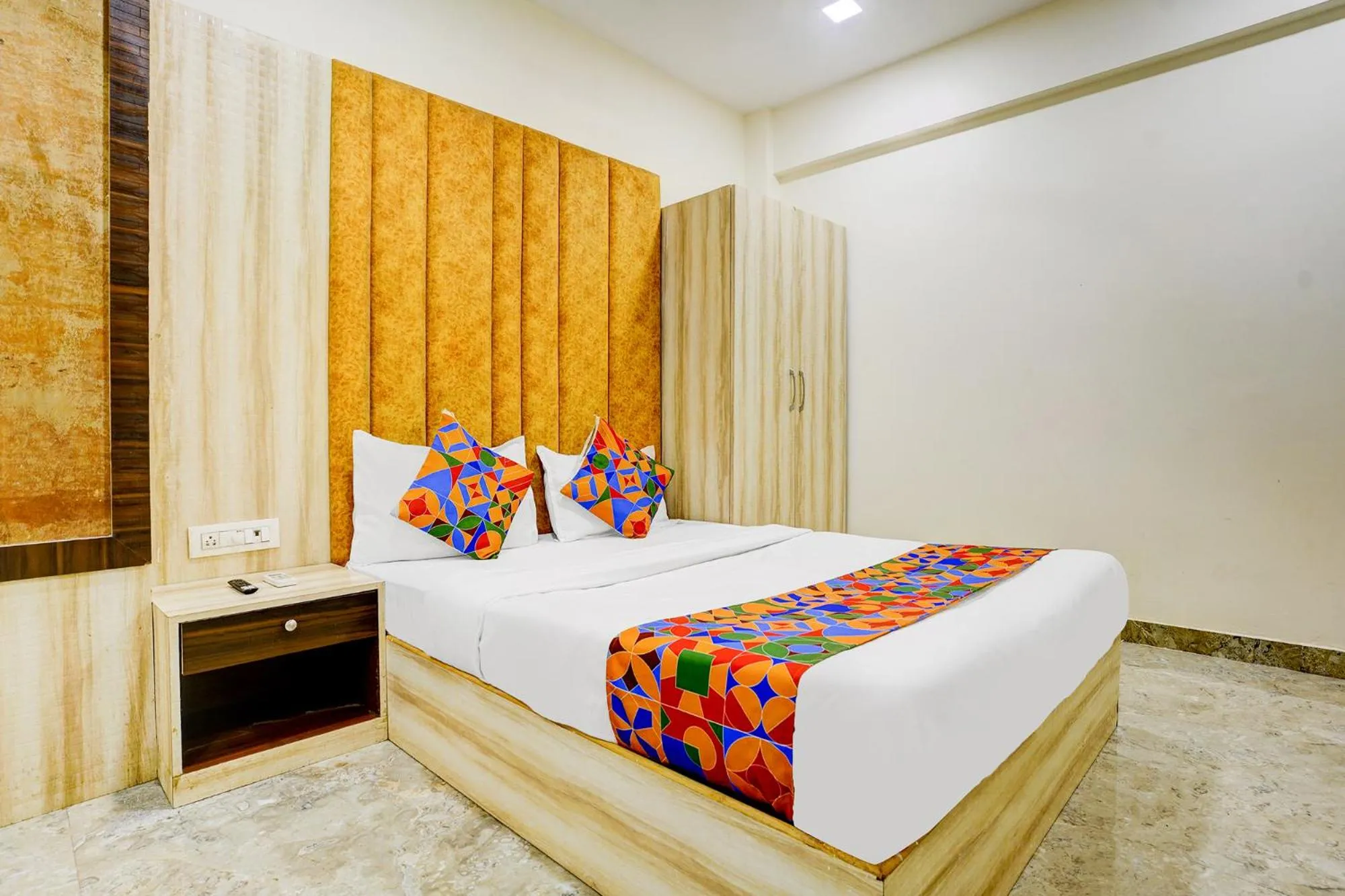 Bed in Via Sumit Palace