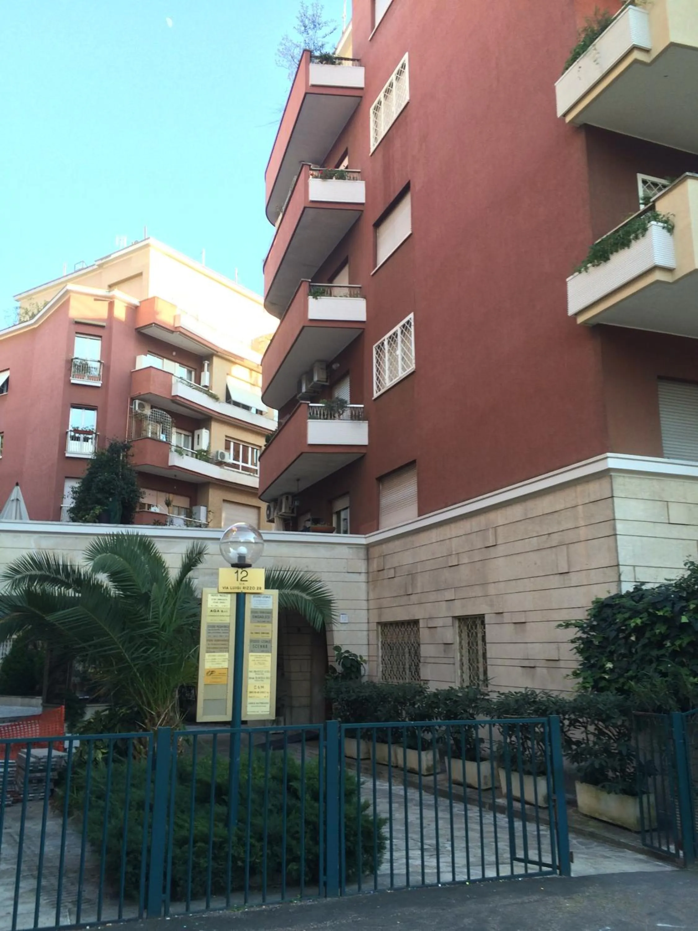 Facade/entrance in Arches Inn