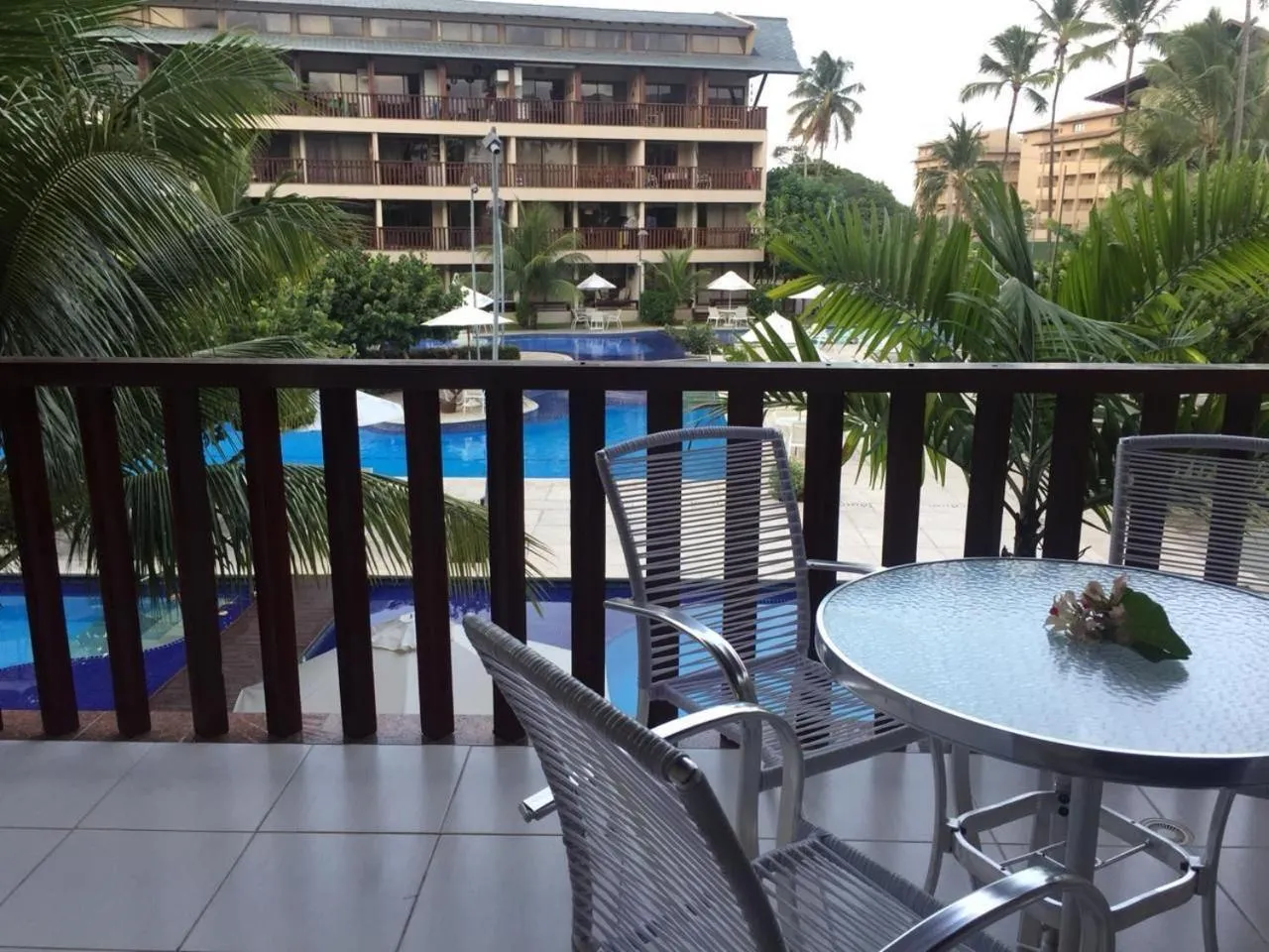 Balcony/Terrace in Nannai Residence by AFT