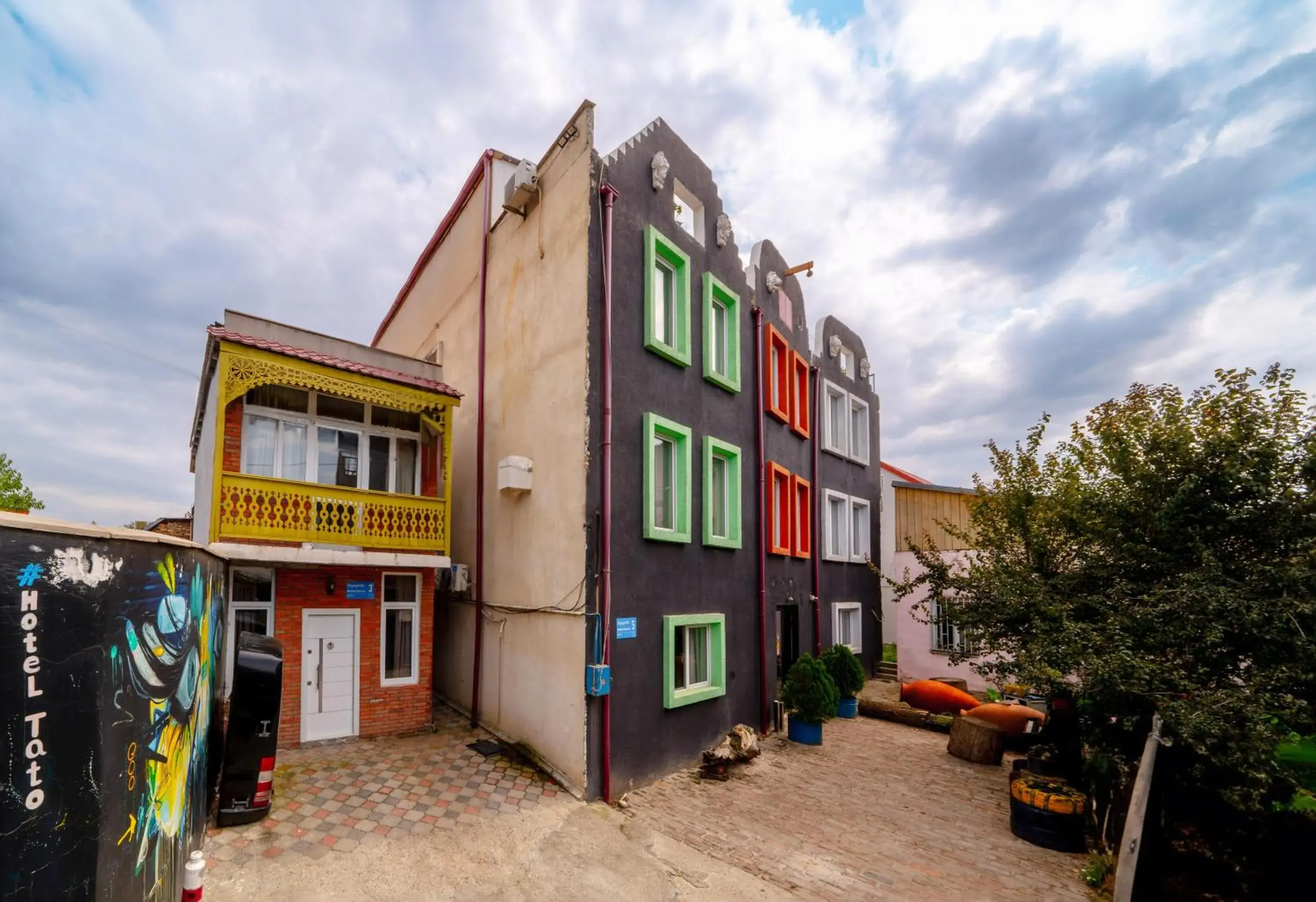 Property building in Hotel Tato & CoWorking space Property building in Hotel Tato & CoWorking space