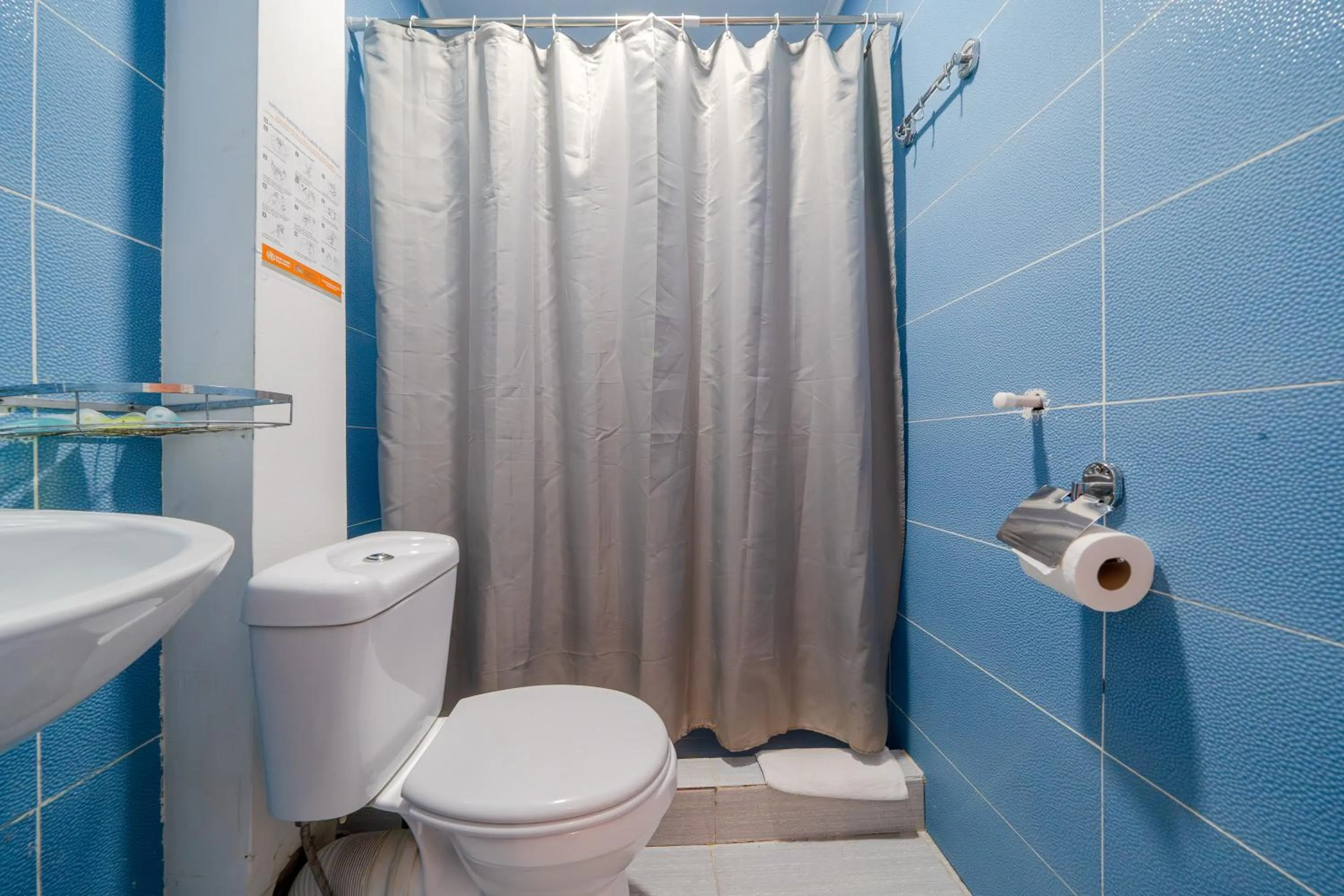 Bathroom in Hotel Tato & CoWorking space