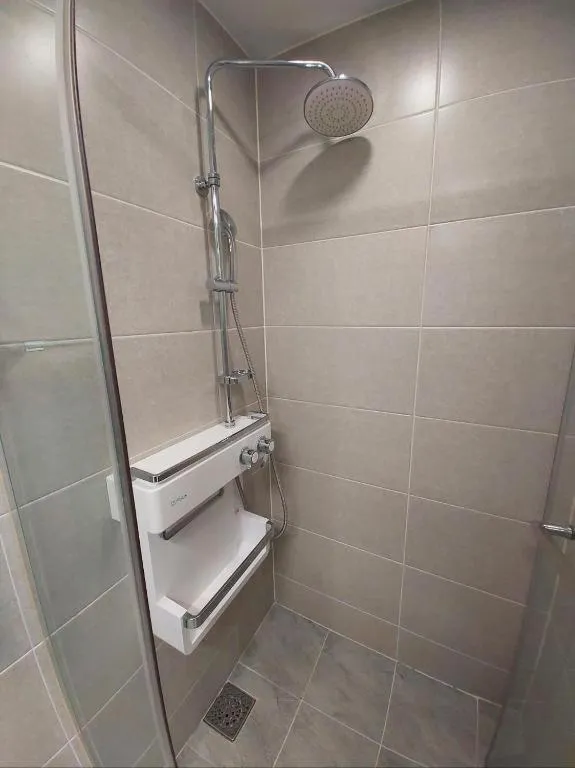 Shower in Songdo Halla Westernpark-SeaViewRoom Hotel-바다전망