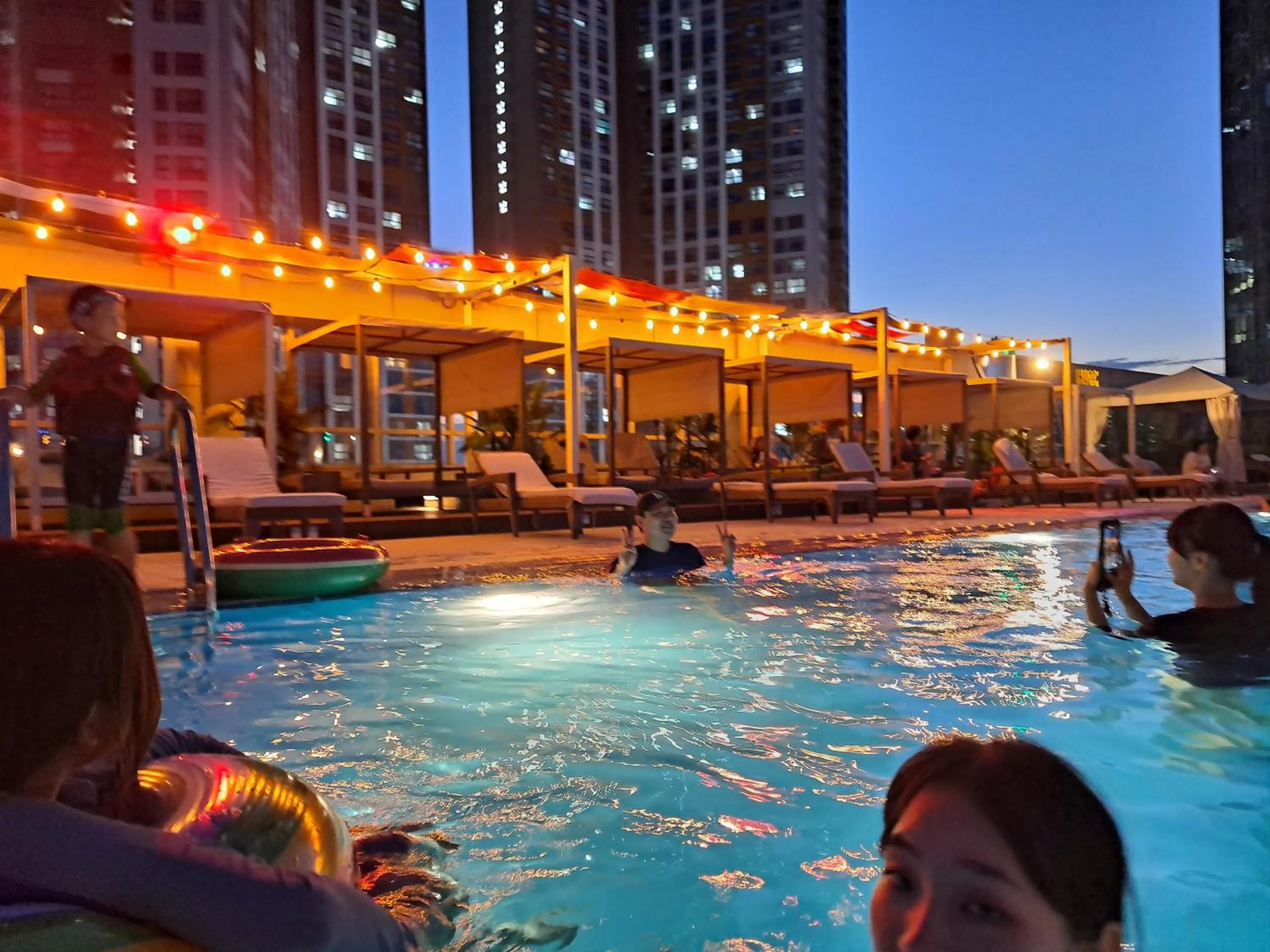 Songdo Halla Westernpark-SeaViewRoom Hotel-바다전망