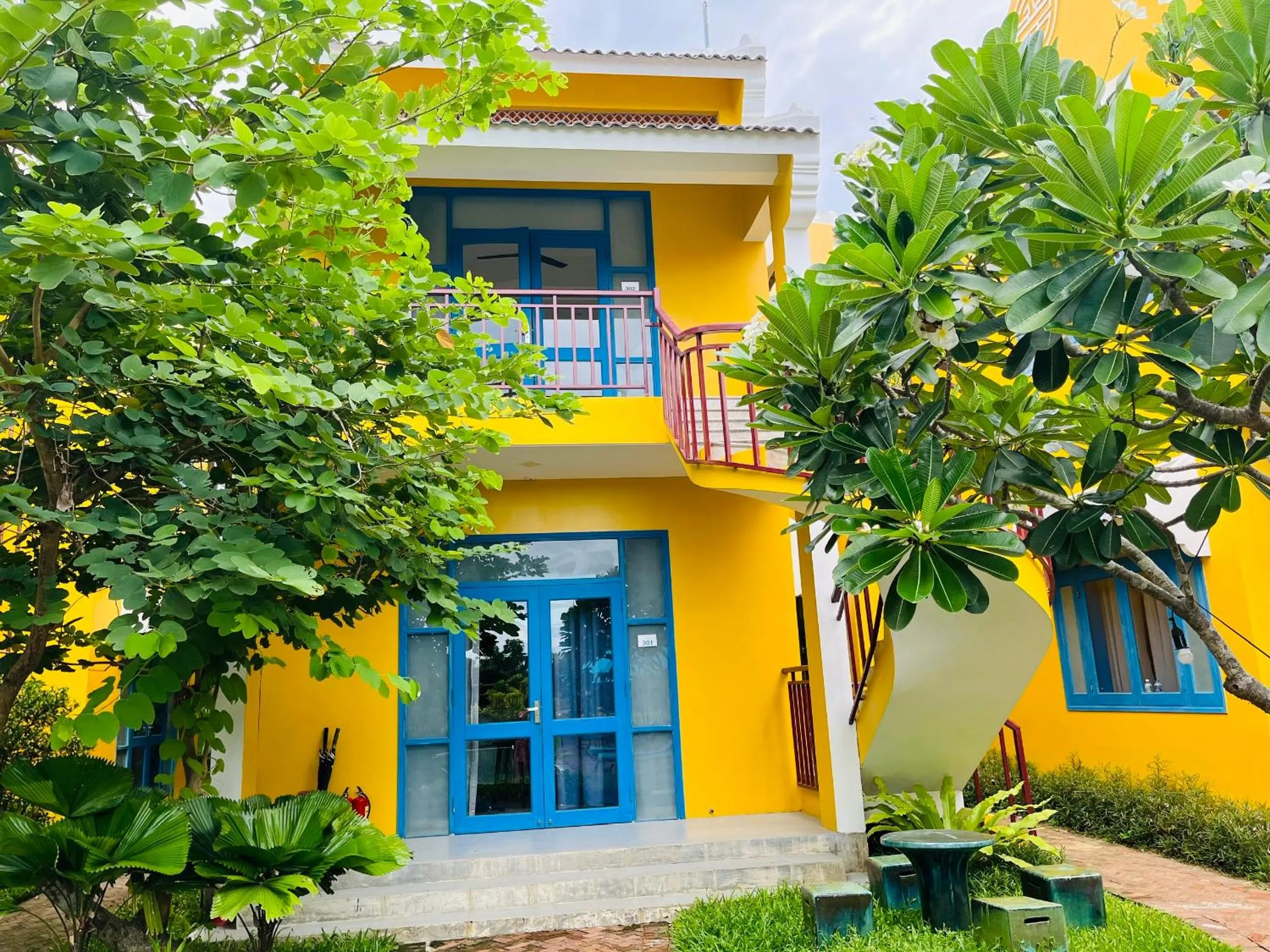Property building in Chez Mimosa Rice Field Retreat