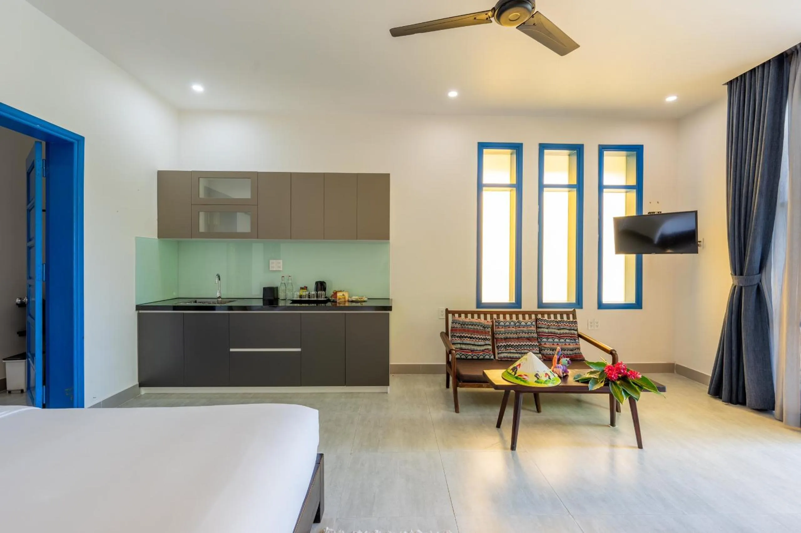 Seating area, Bed in Chez Mimosa Rice Field Retreat