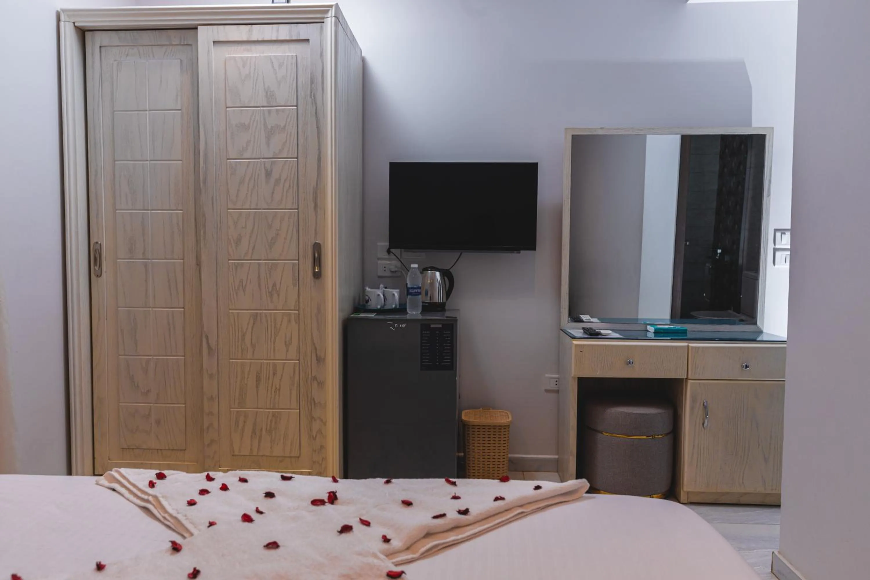 Bed in Pyramids Land Hotel