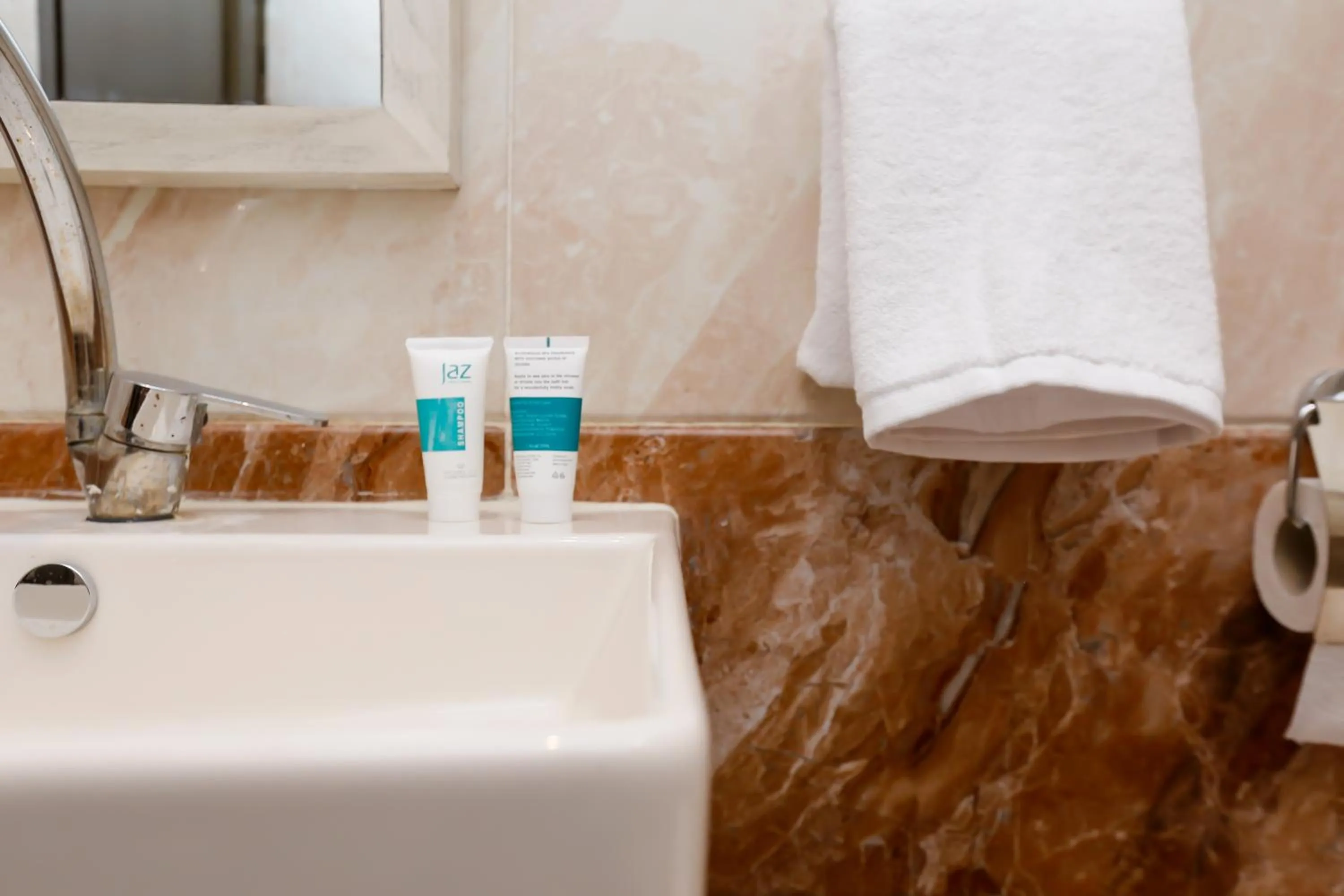 Bathroom in Pyramids Land Hotel