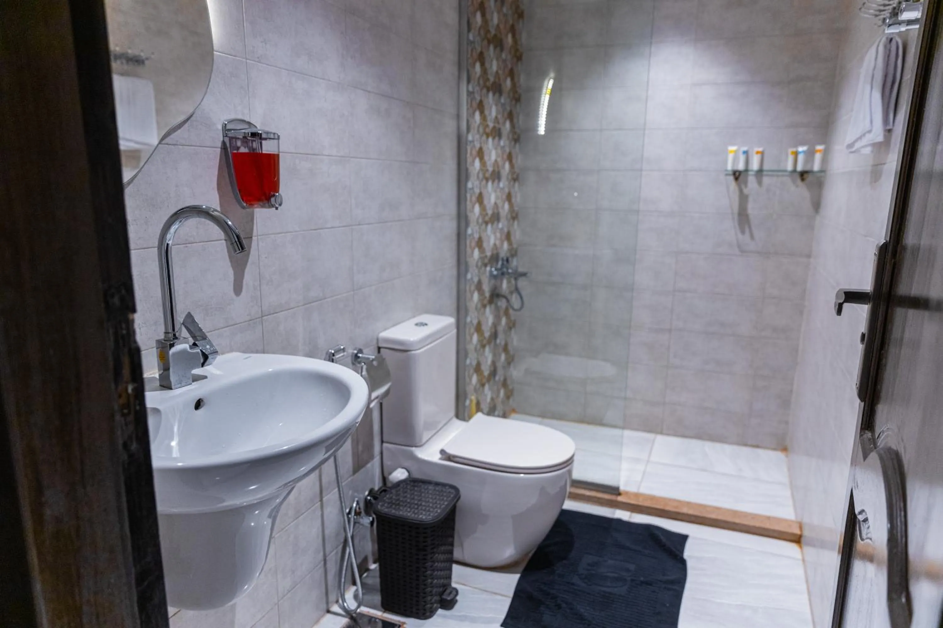 Shower in Pyramids Land Hotel