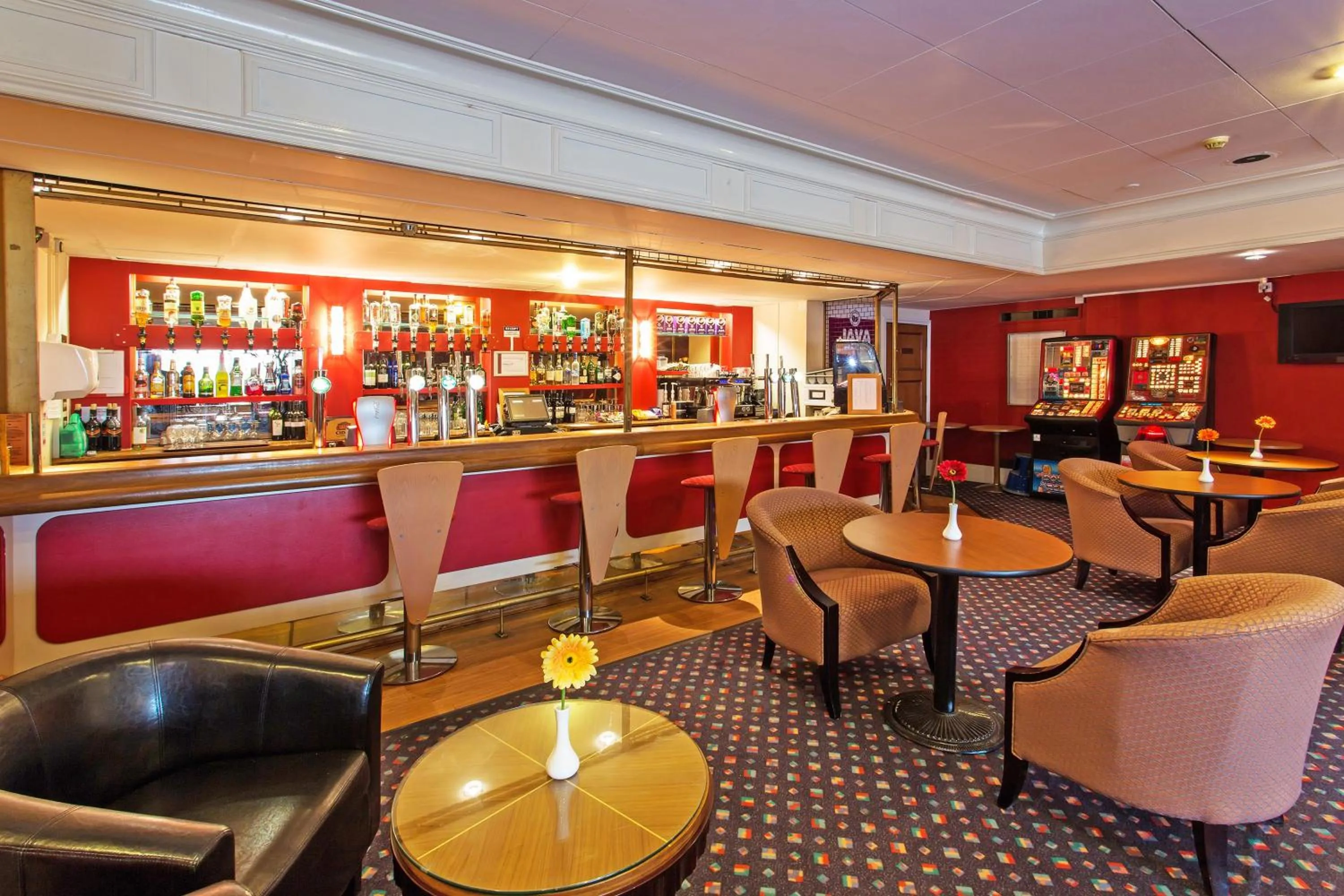 Drinks in Britannia Hotel Leeds