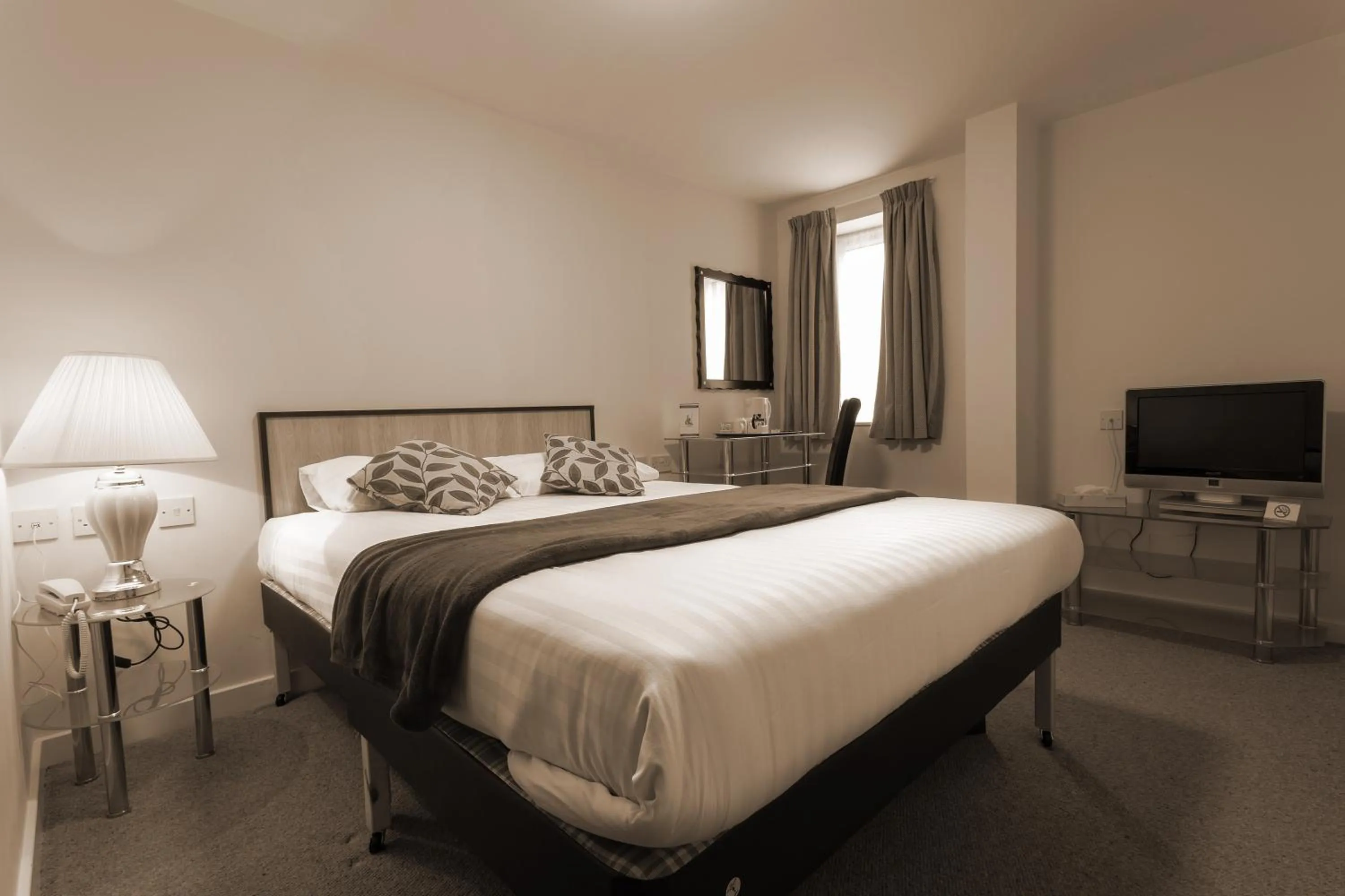 Bed in Britannia Hotel Leeds