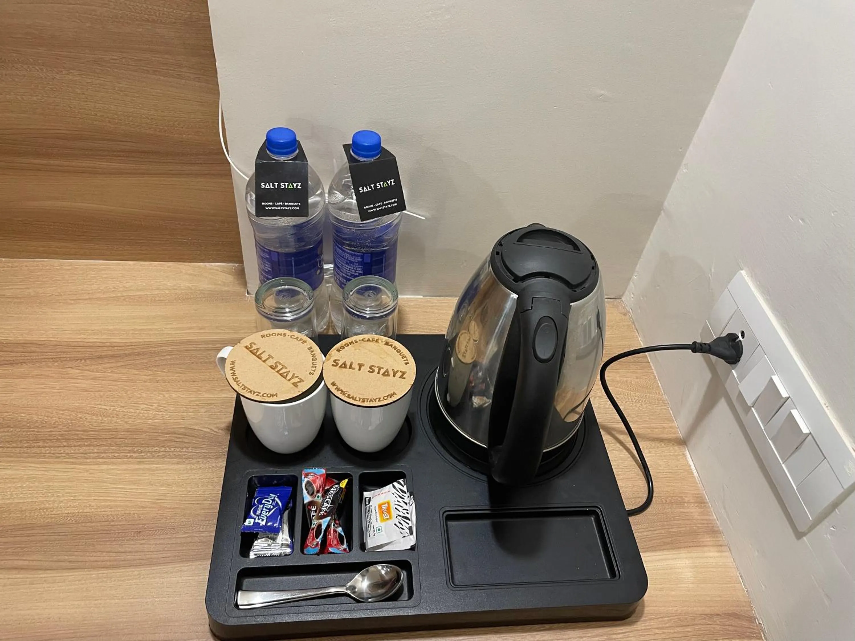 Coffee/tea facilities in Saltstayz Premier - Golf Course Extension Road