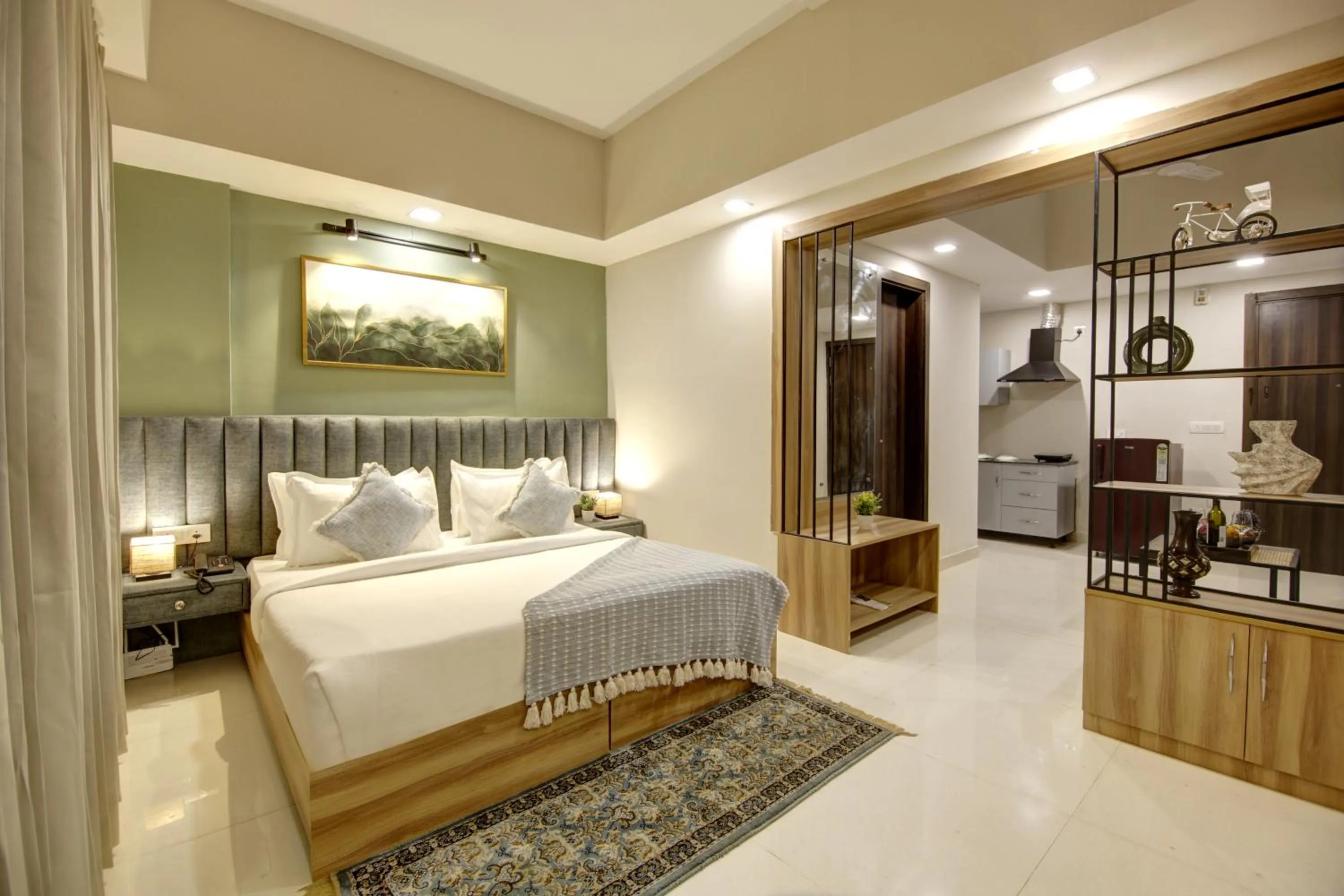 Bed in Saltstayz Premier - Golf Course Extension Road