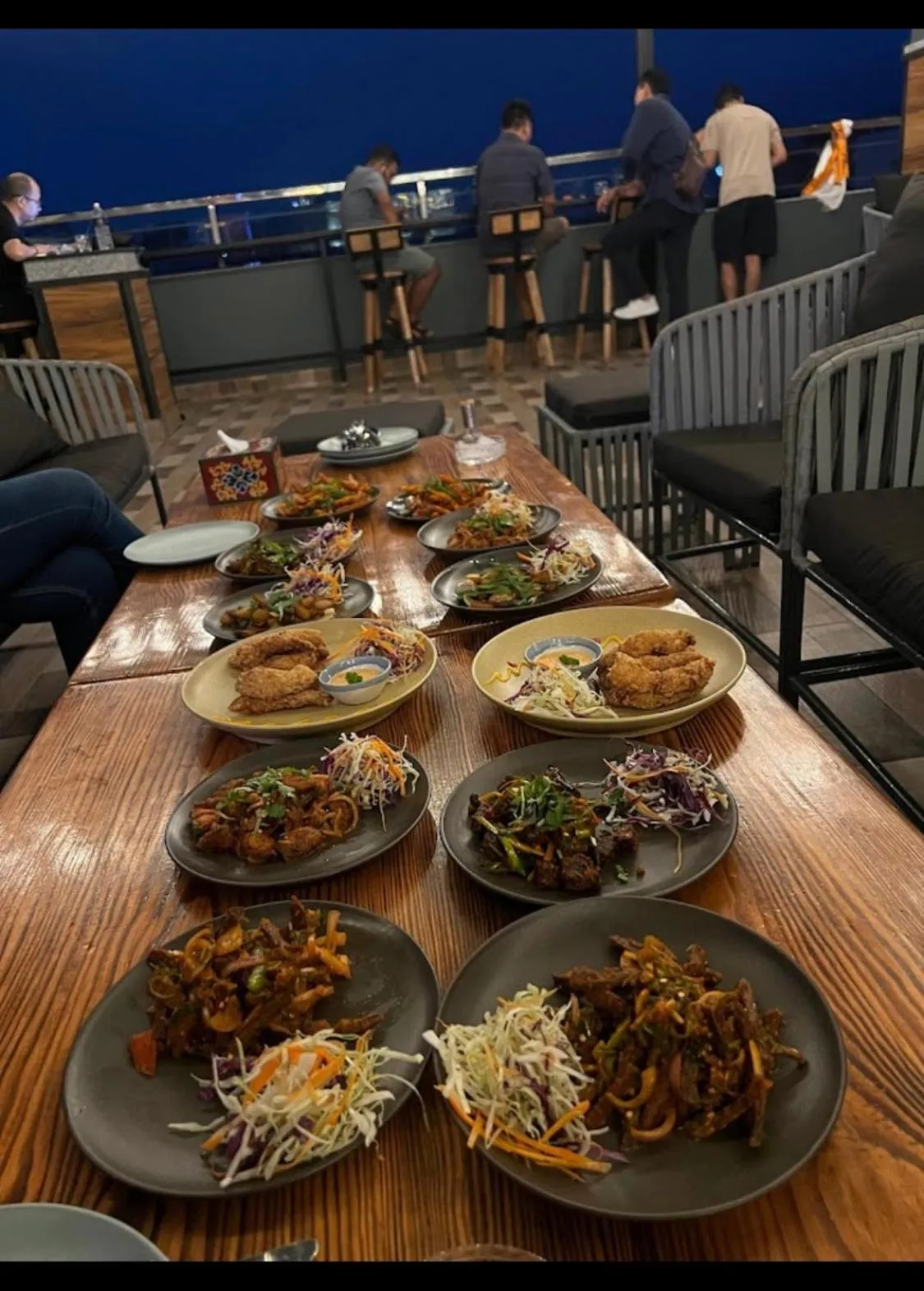 Restaurant/places to eat in Studio16