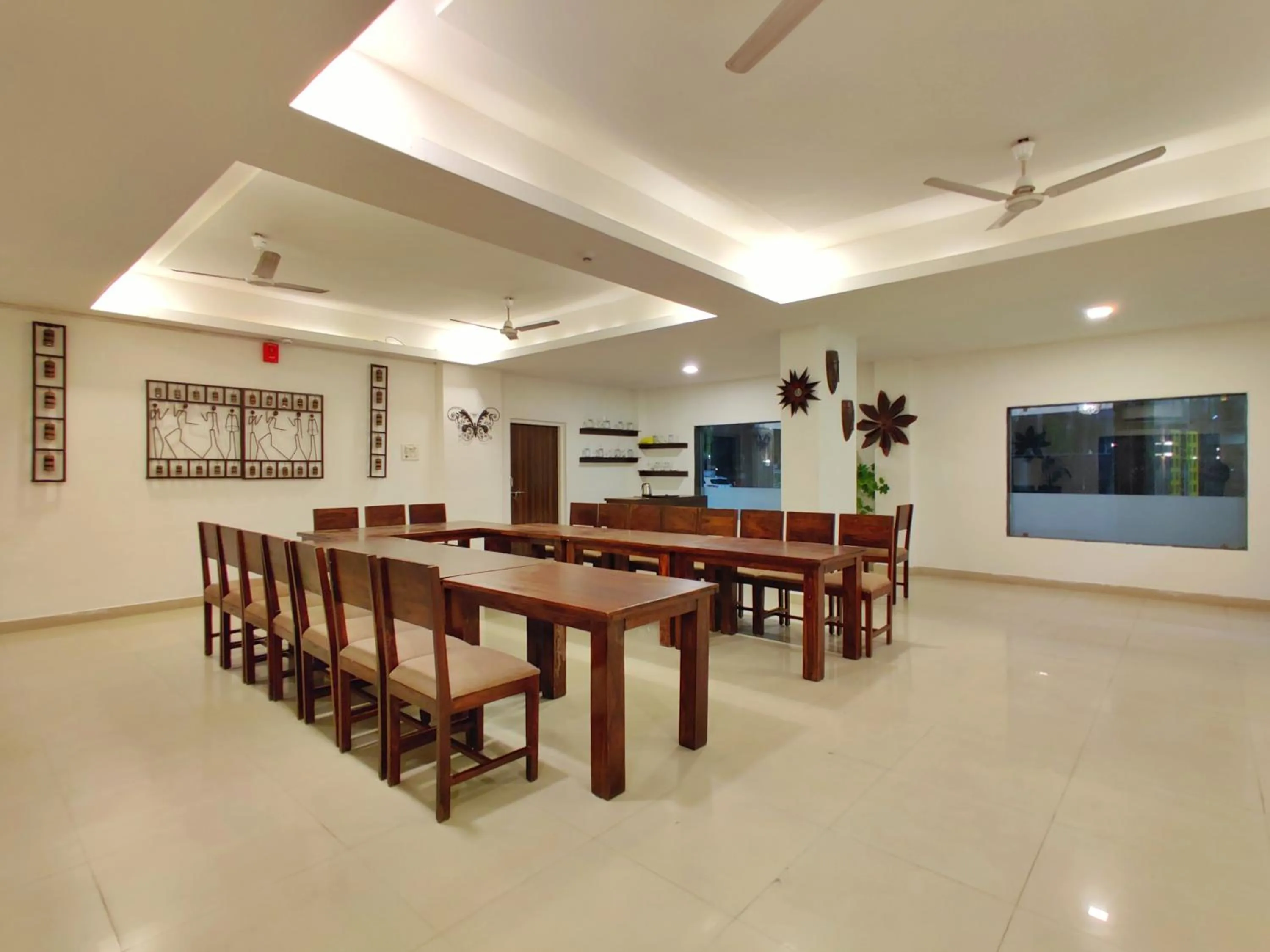 Meeting/conference room in Golden Chariot Hotel Daman