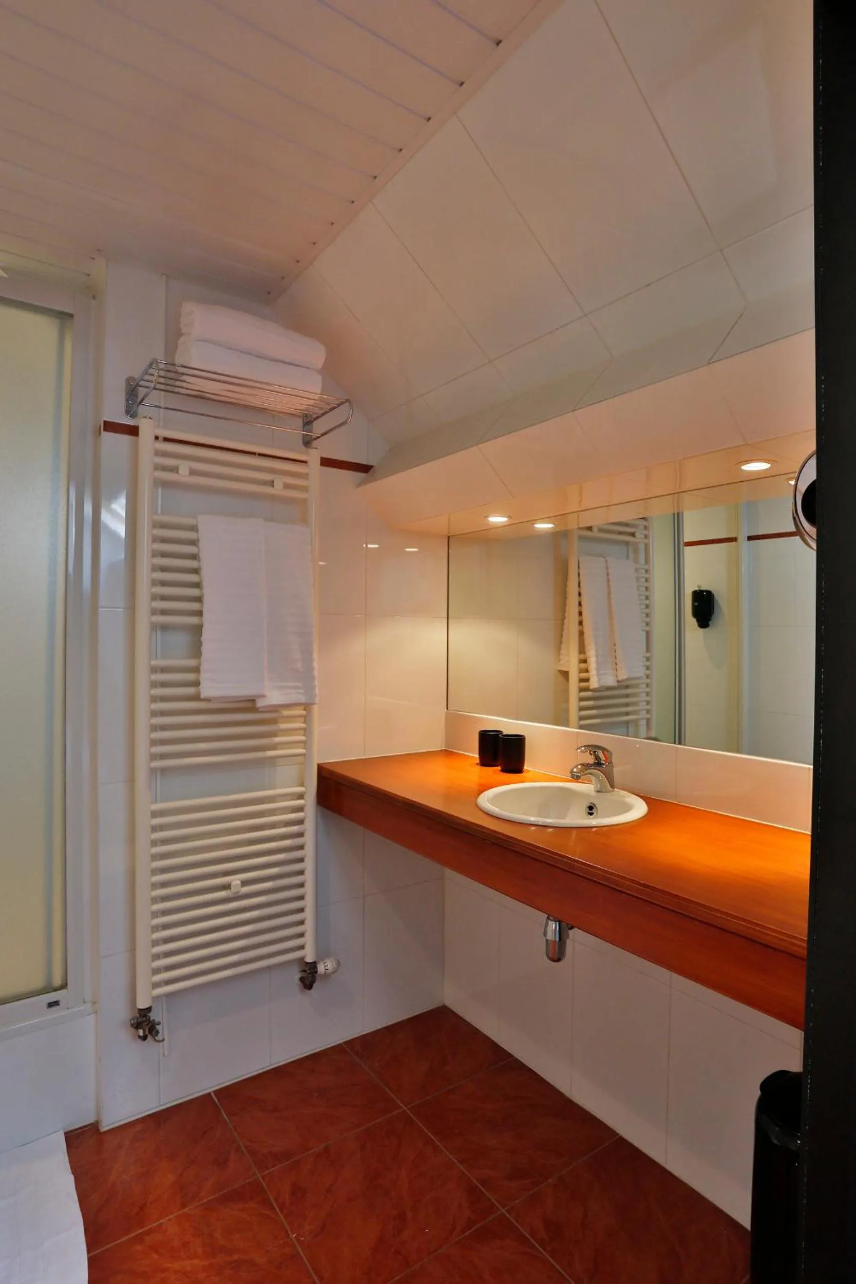 Bathroom in Hotel L'ermitage