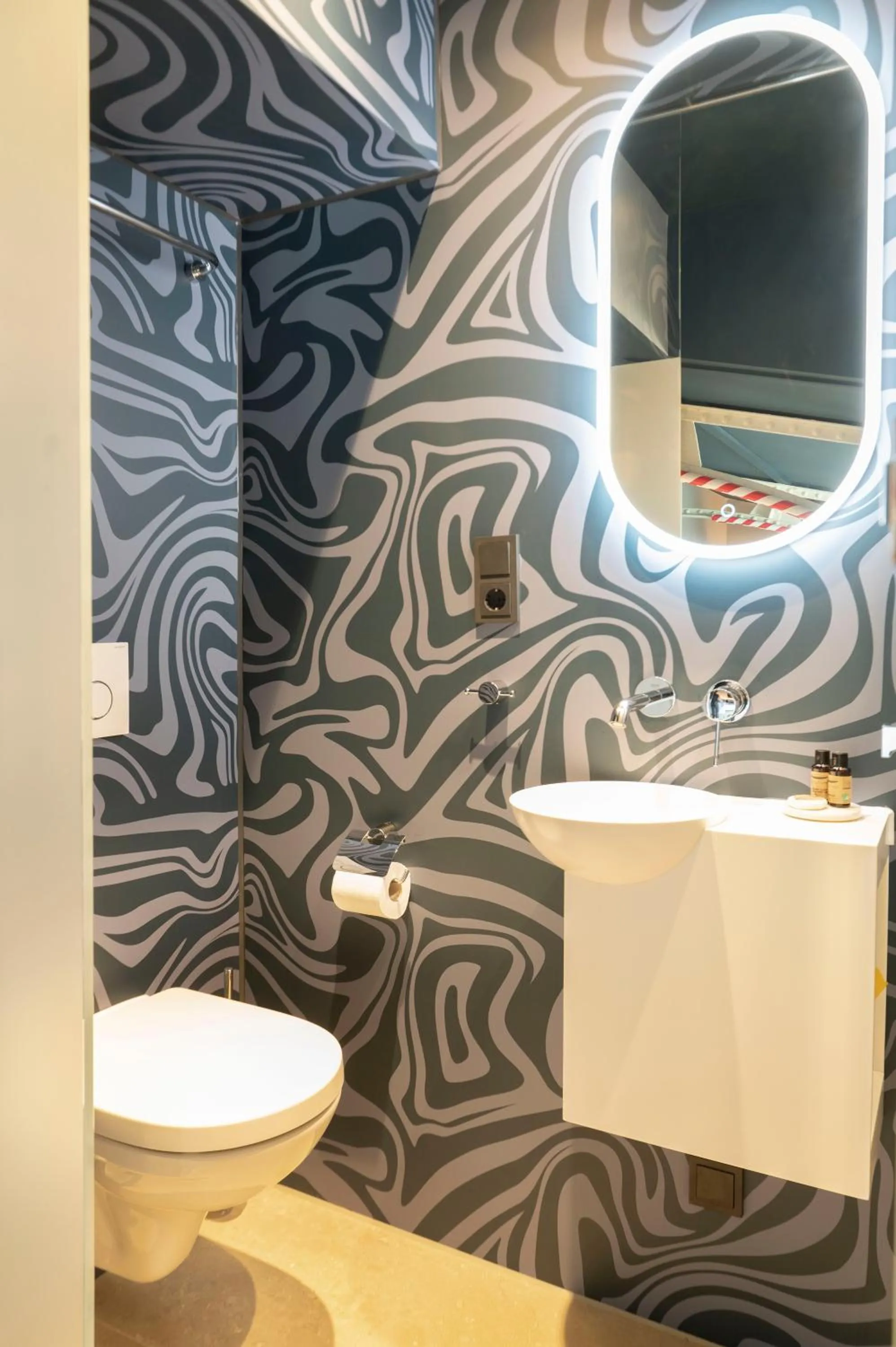 Bathroom in City Hotel Rembrandt Square - Just renovated