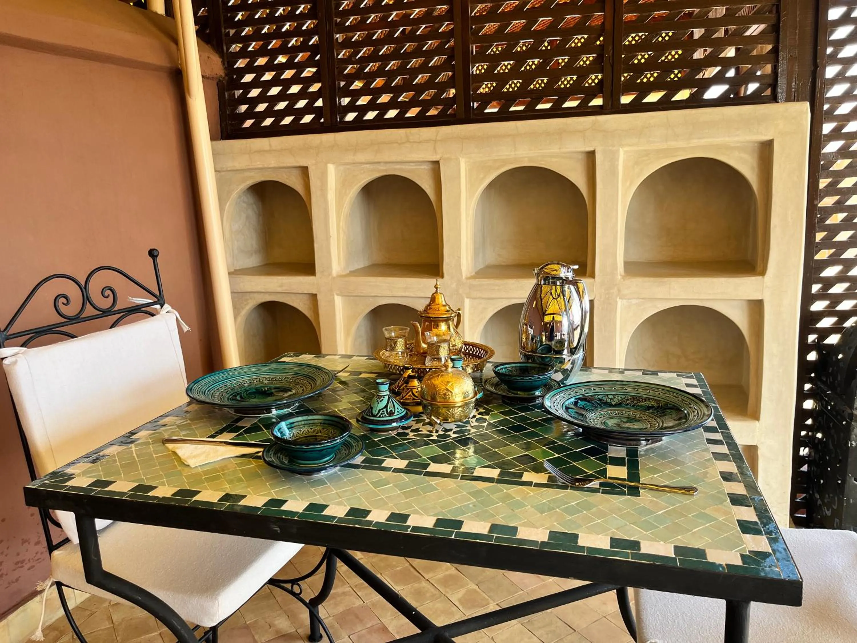 Restaurant/places to eat in Riad Dar Zaouia