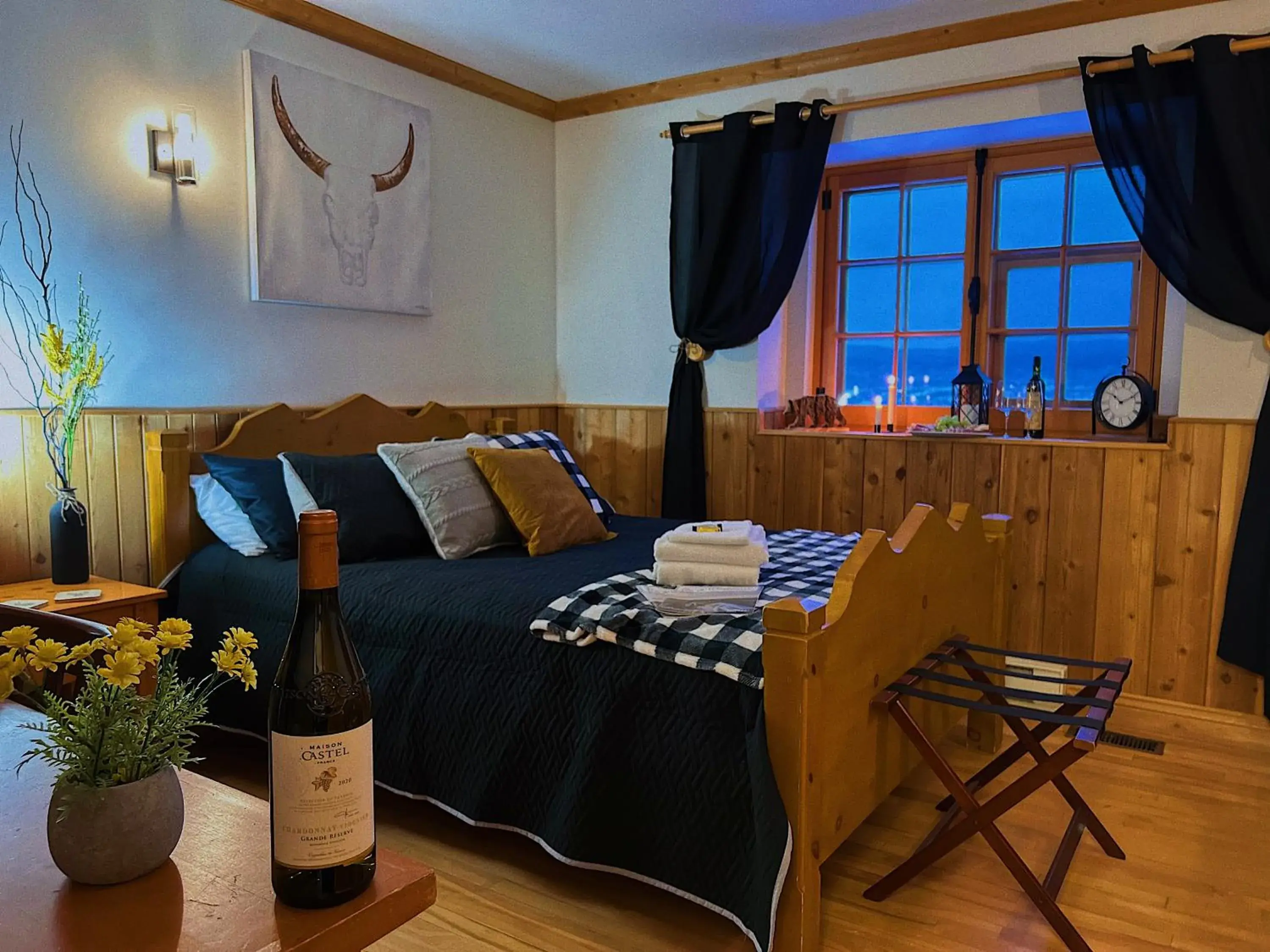 Double Room in Auberge au Poste de Traite Double Room in Auberge au Poste de Traite