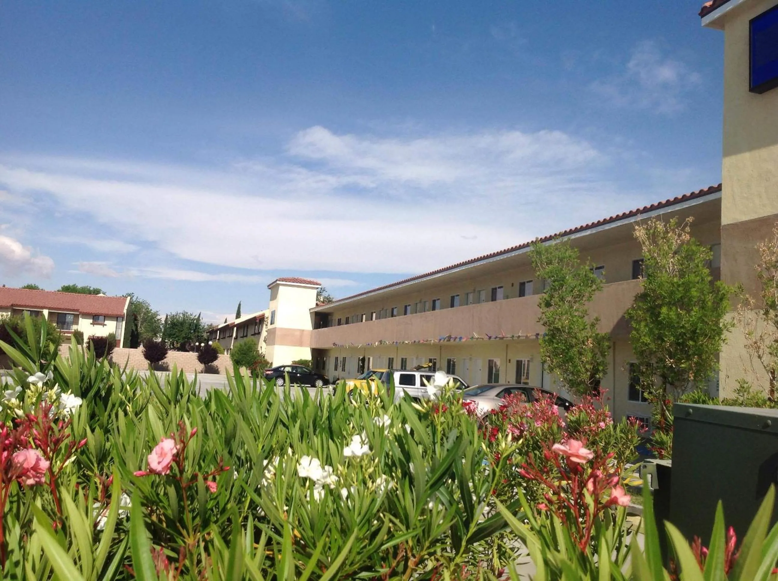 On-site shops in America Inn & Suites