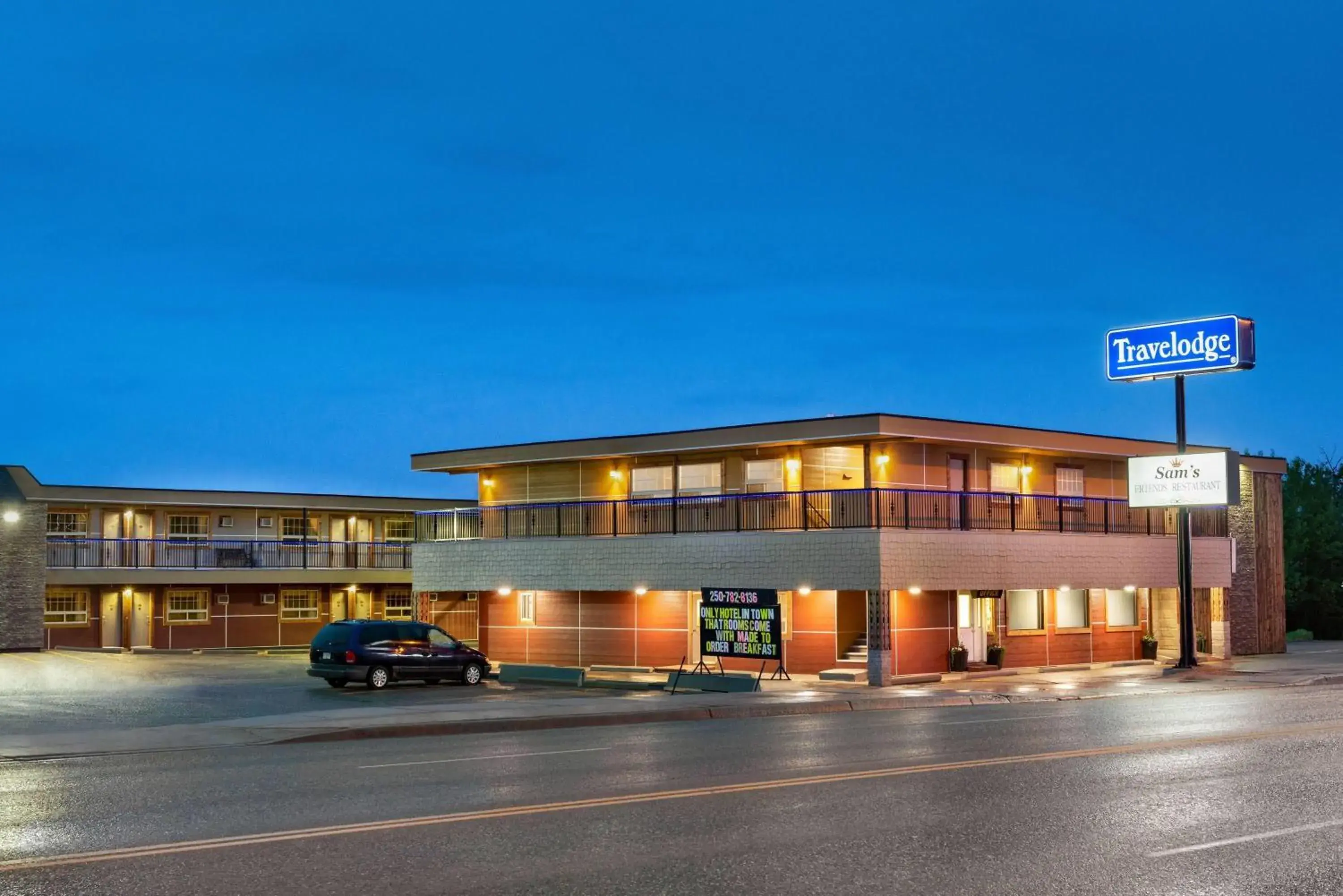 Property building in Travelodge by Wyndham Dawson Creek Property building in Travelodge by Wyndham Dawson Creek